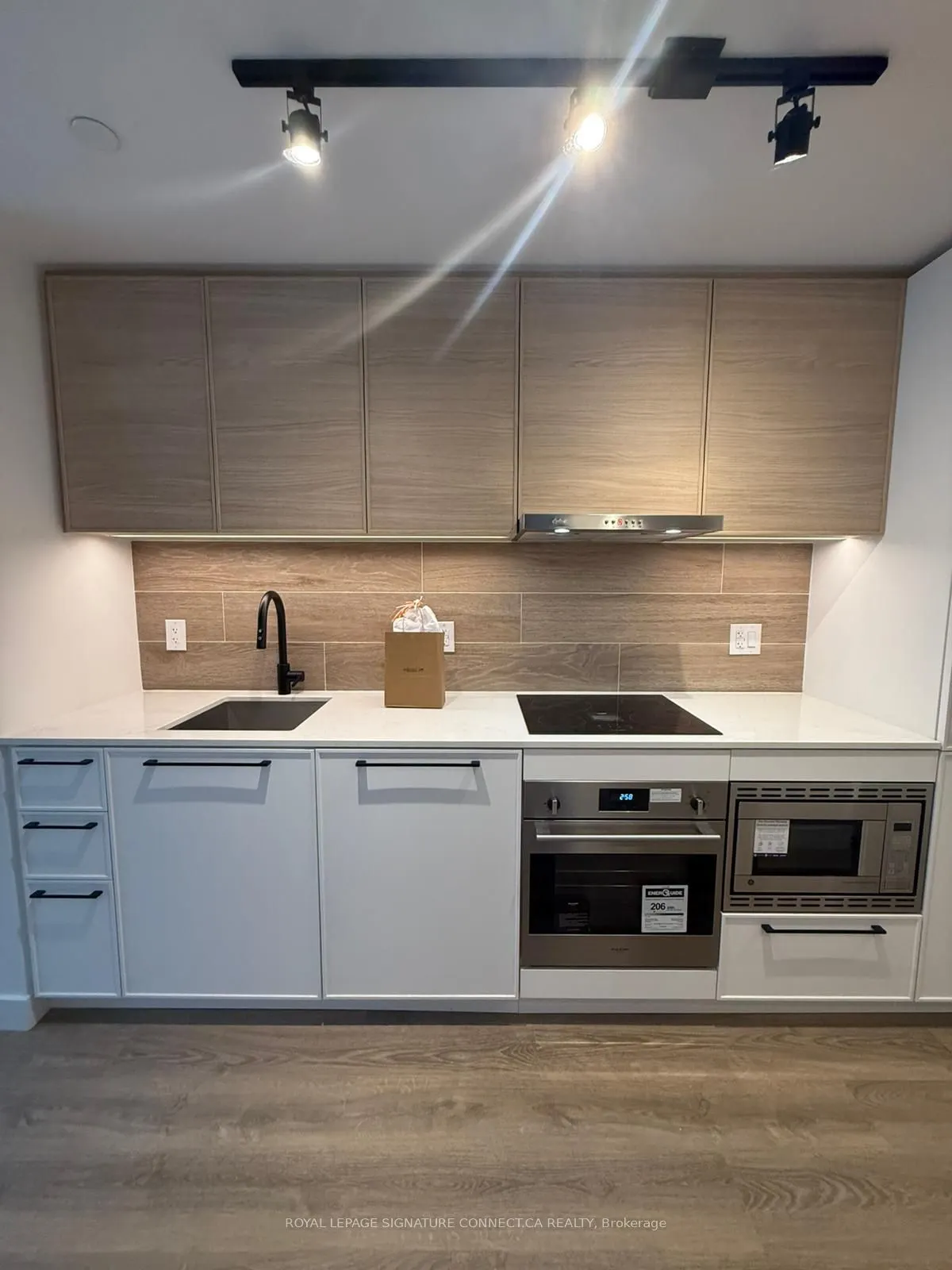 1050 Eastern Avenue, #503