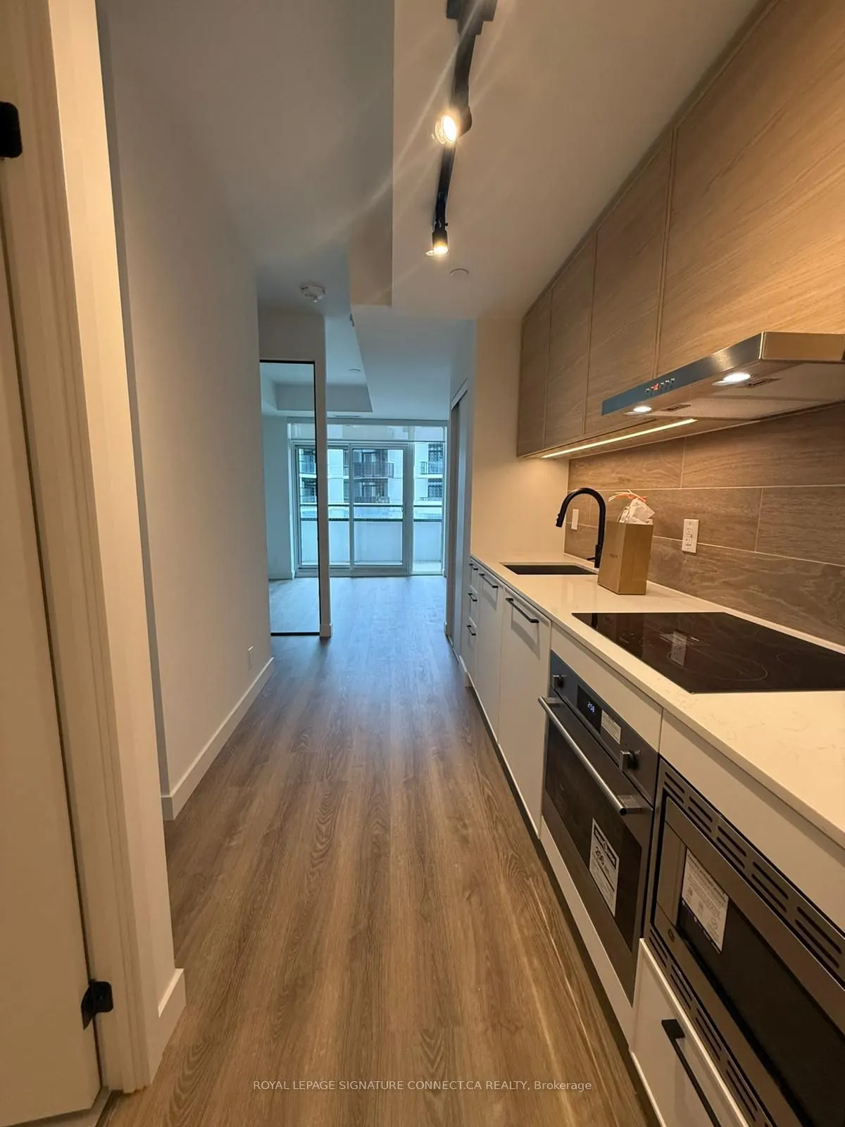 1050 Eastern Avenue, #503