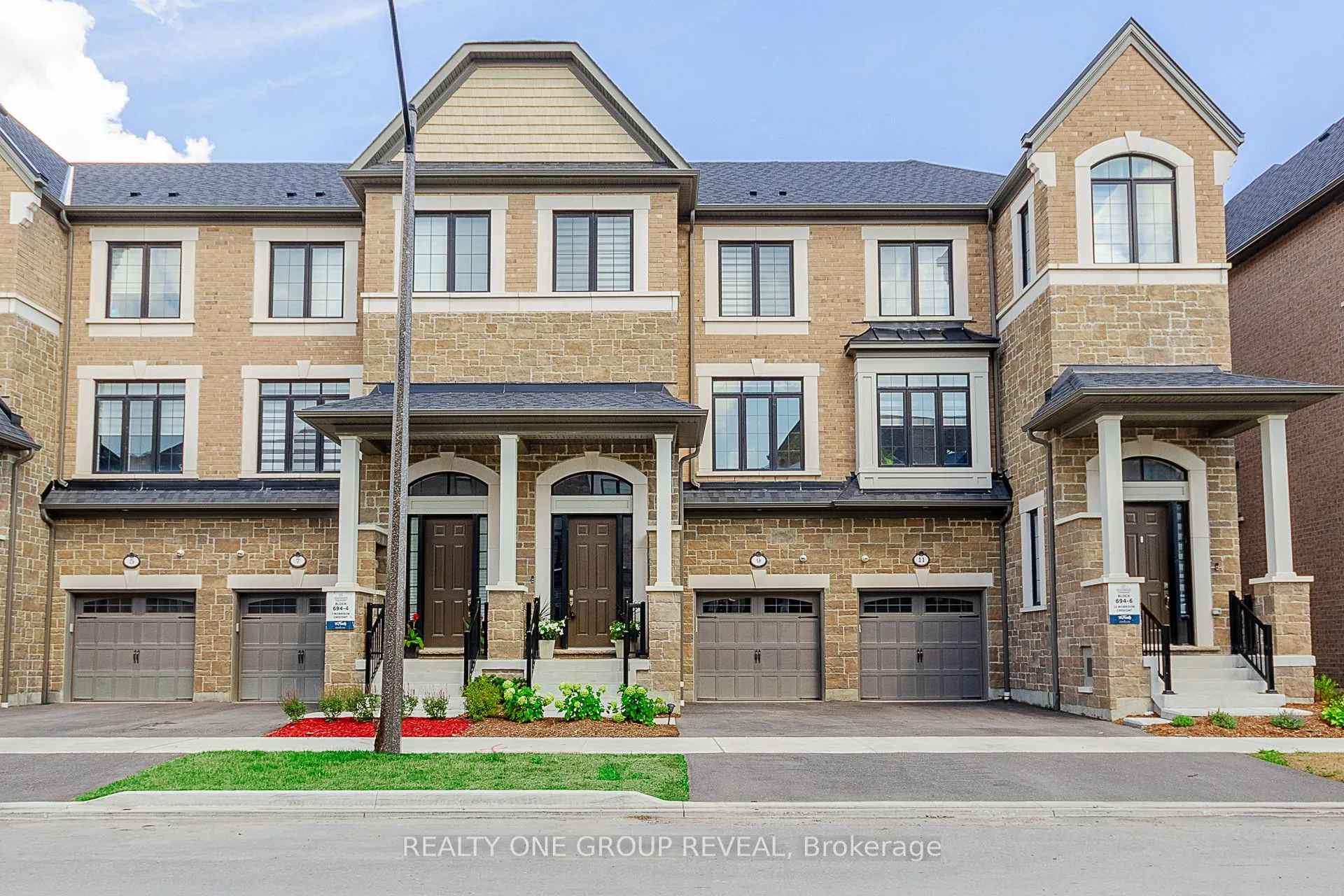 9 Morrison Crescent