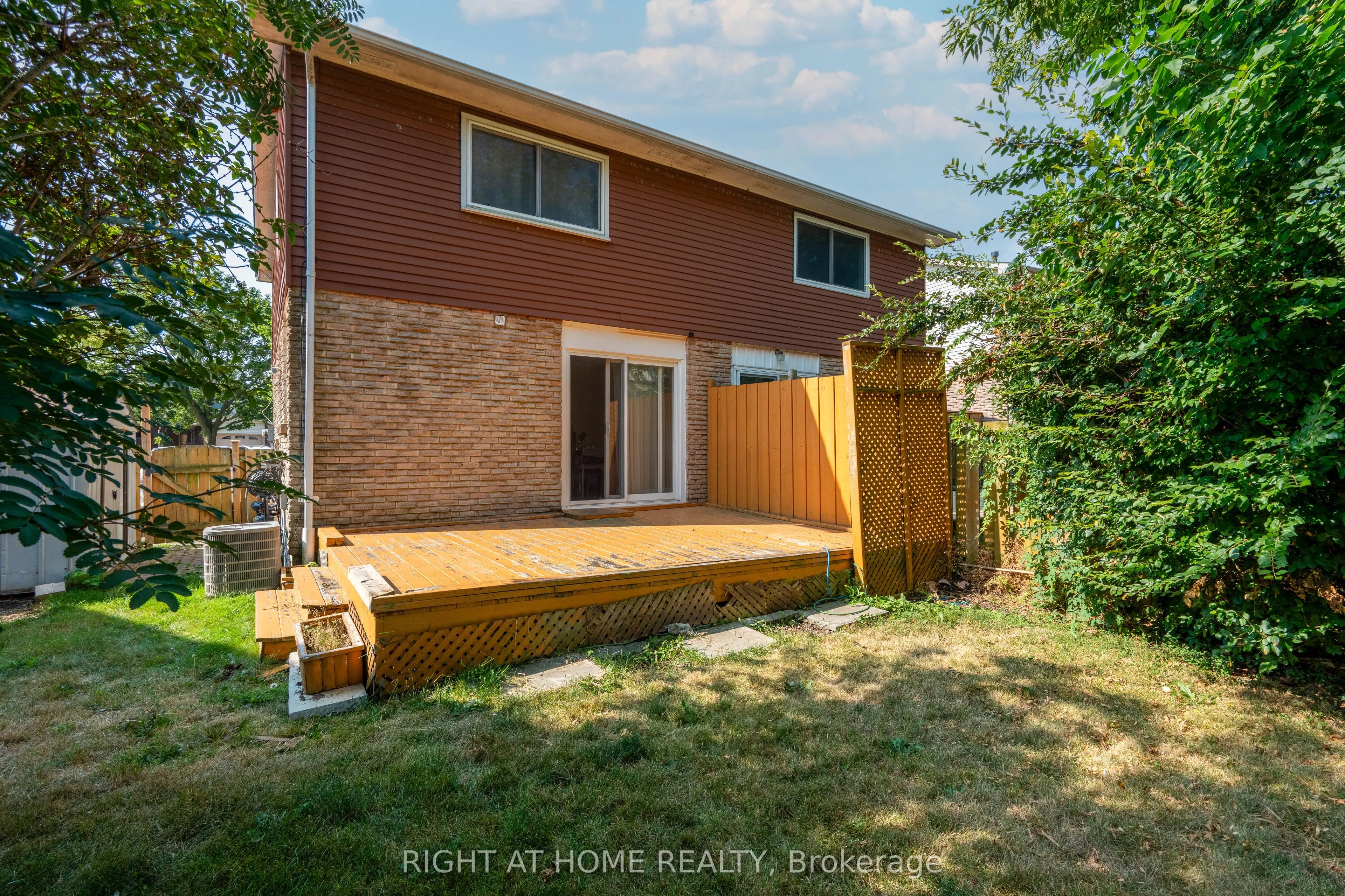 649 Balsam Crescent