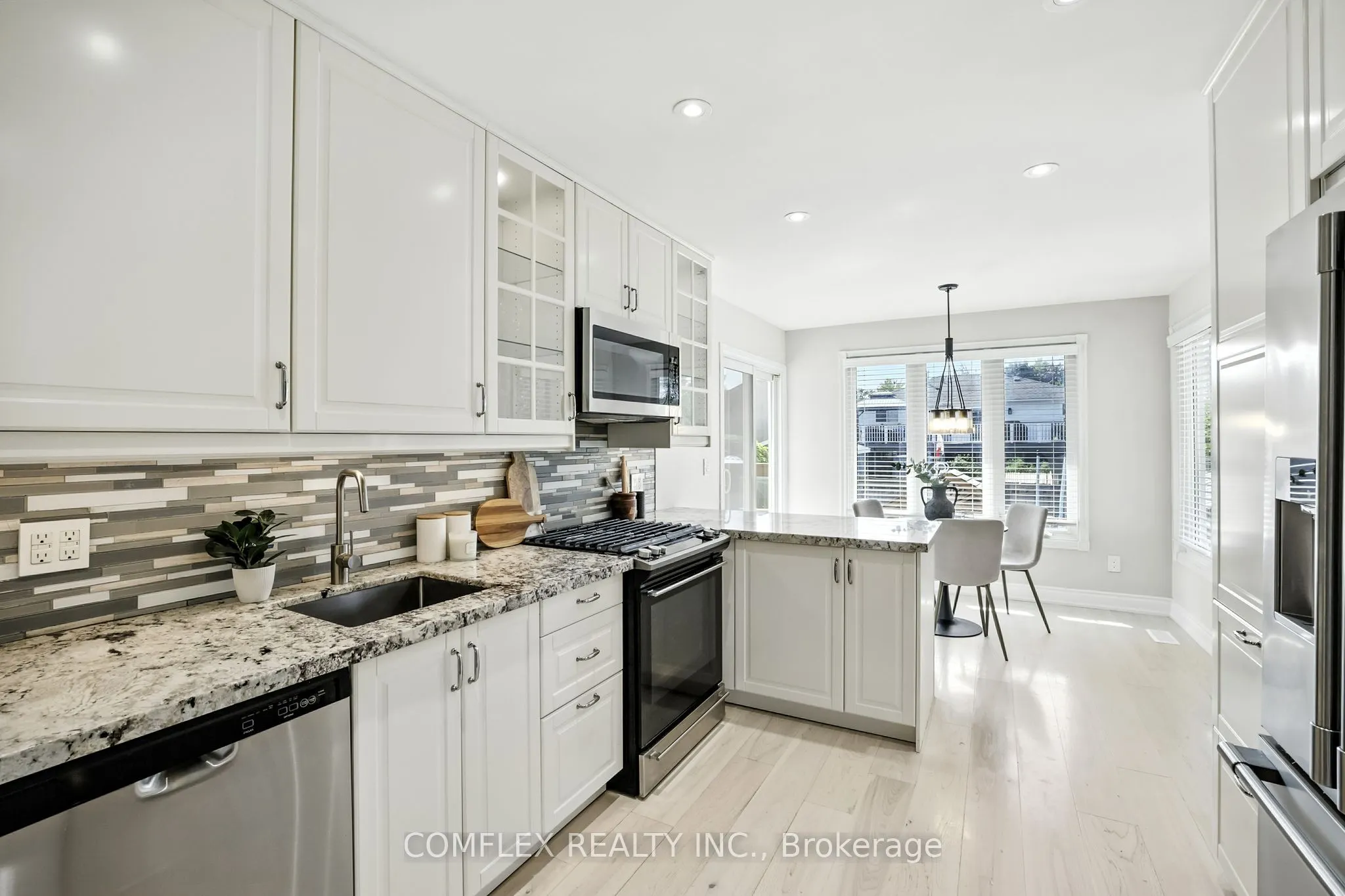 85 Pinedale Crescent