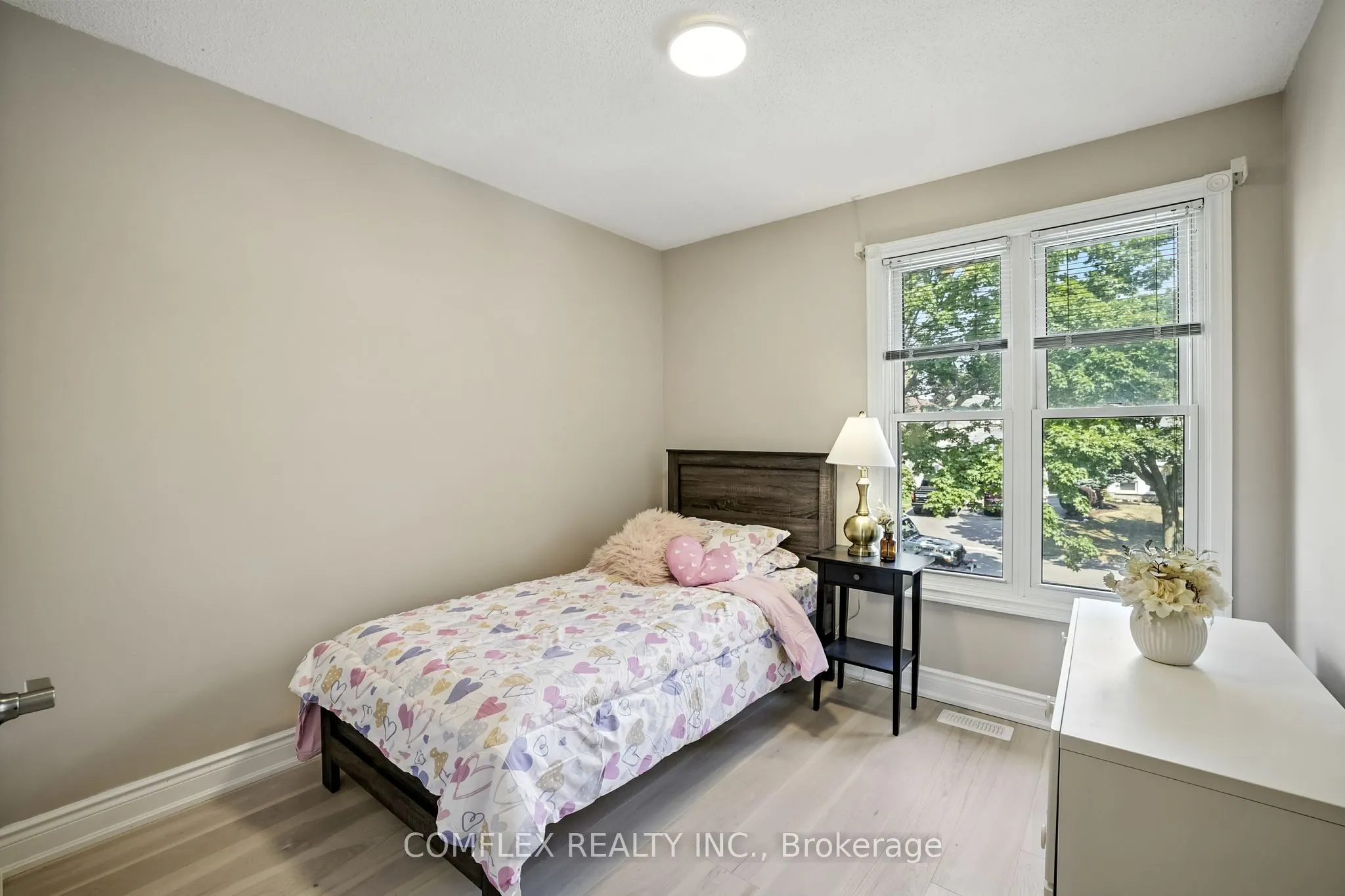 85 Pinedale Crescent