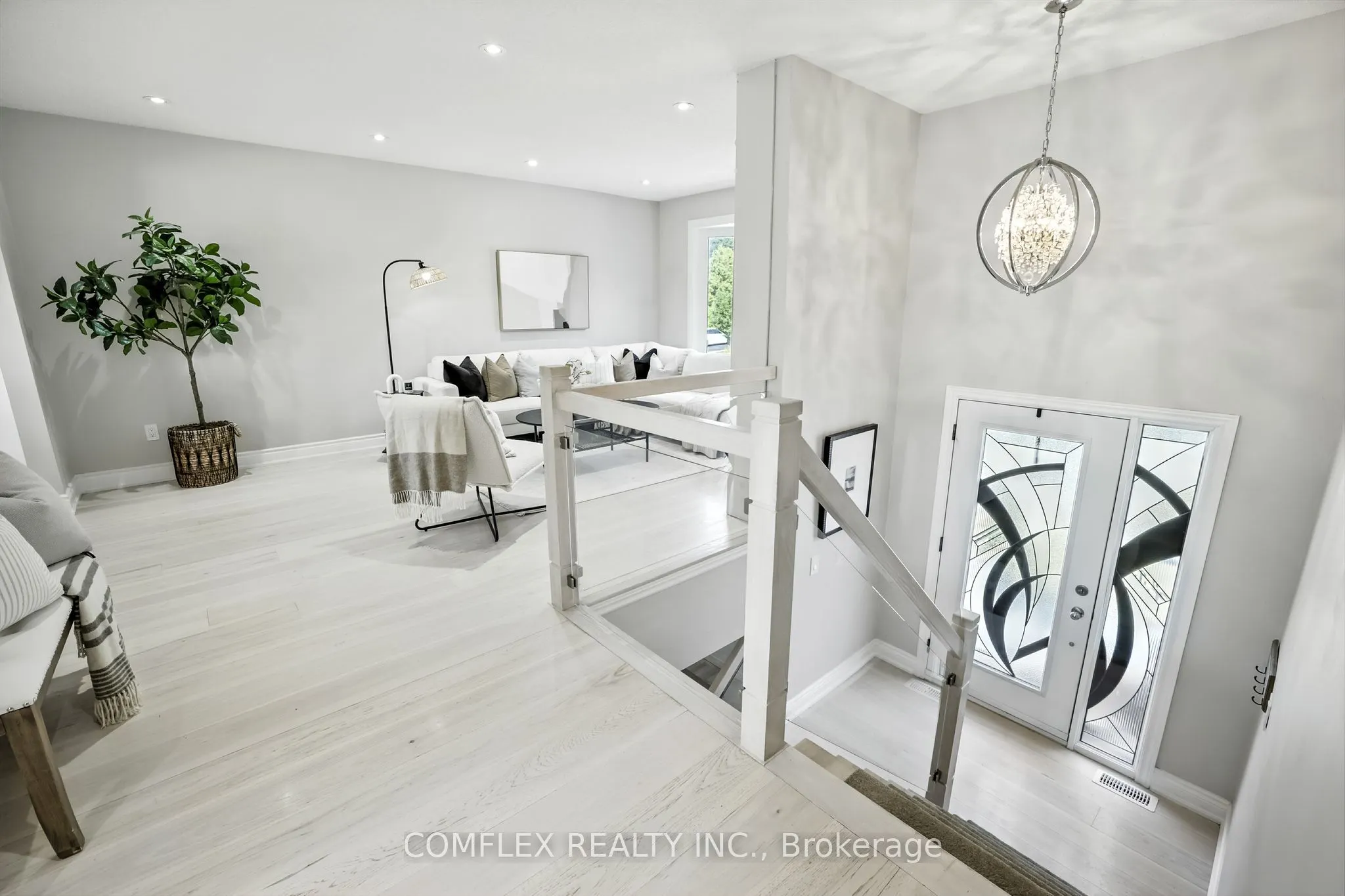 85 Pinedale Crescent