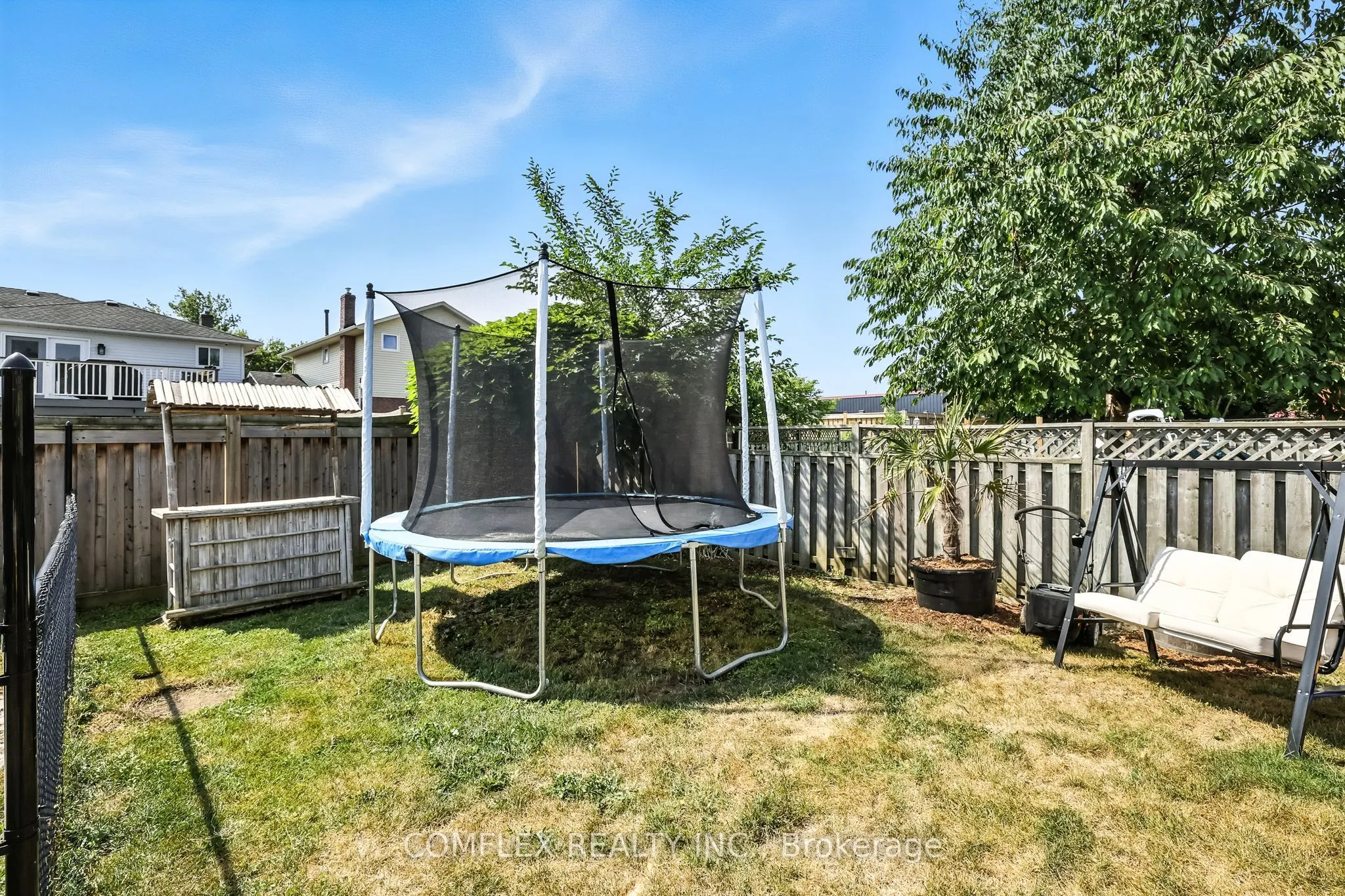 85 Pinedale Crescent