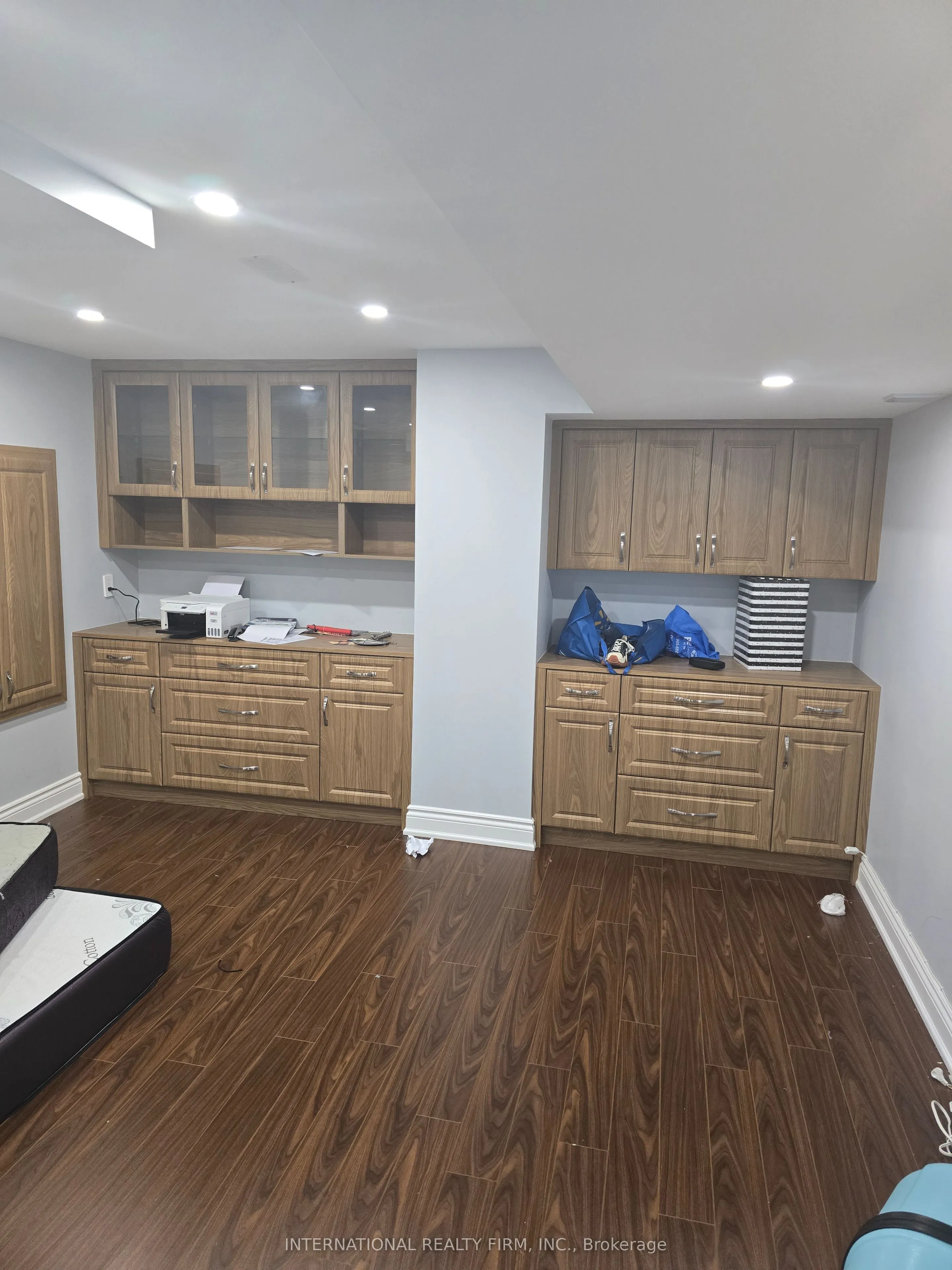 22 Darlet Avenue