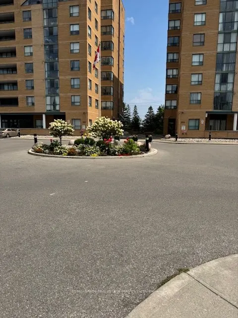 1655 Pickering Parkway, #406