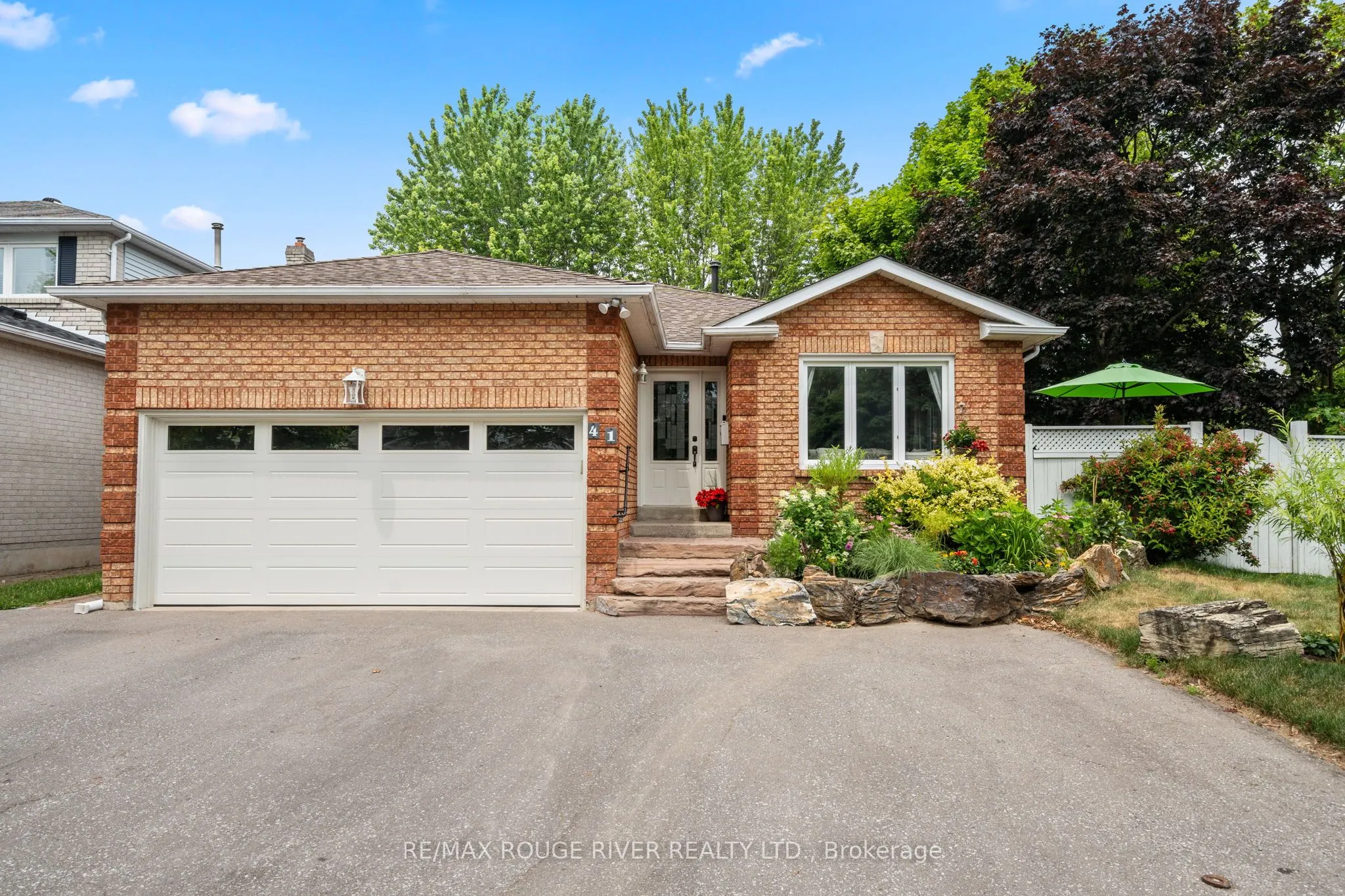 41 Peachtree Crescent