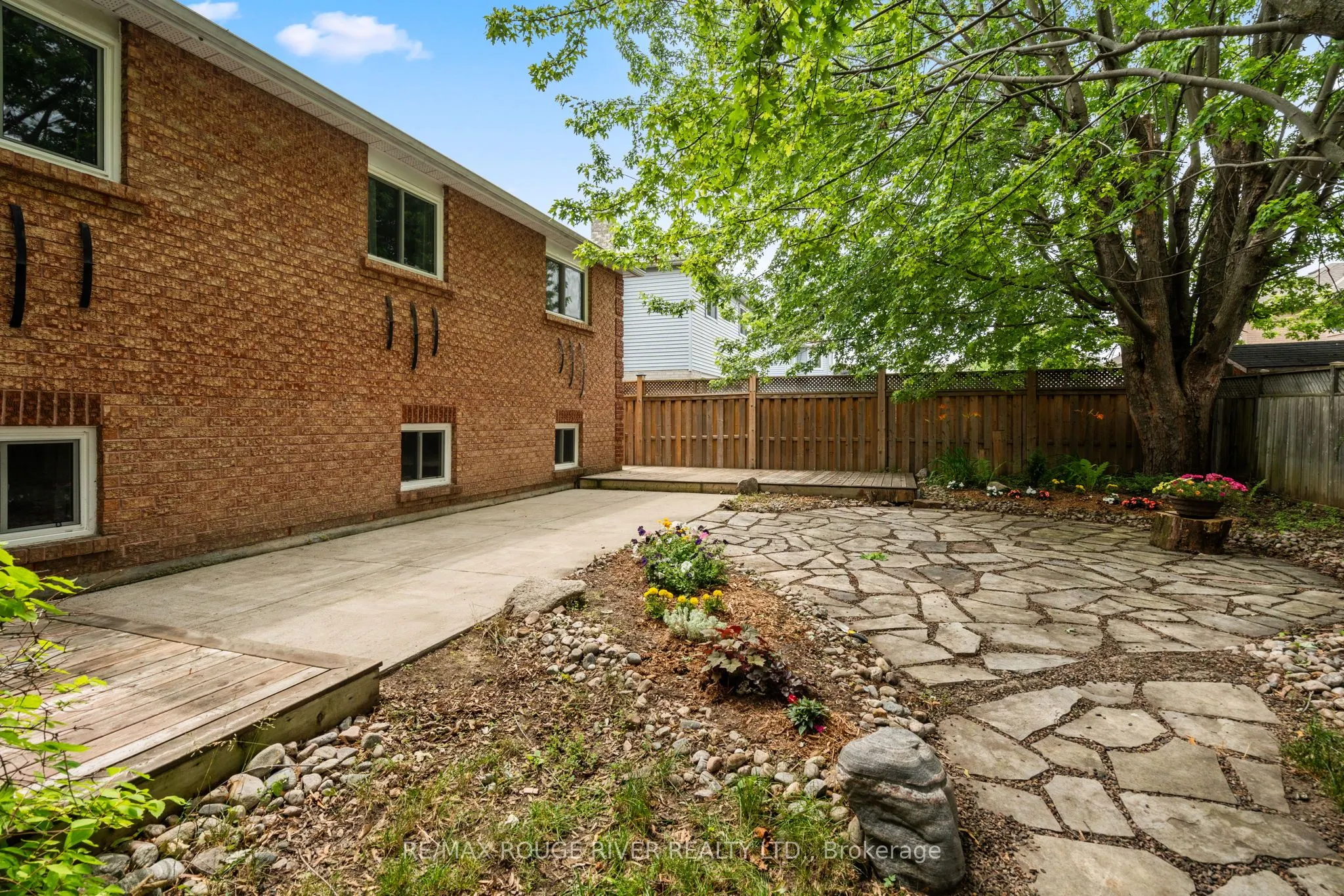 41 Peachtree Crescent