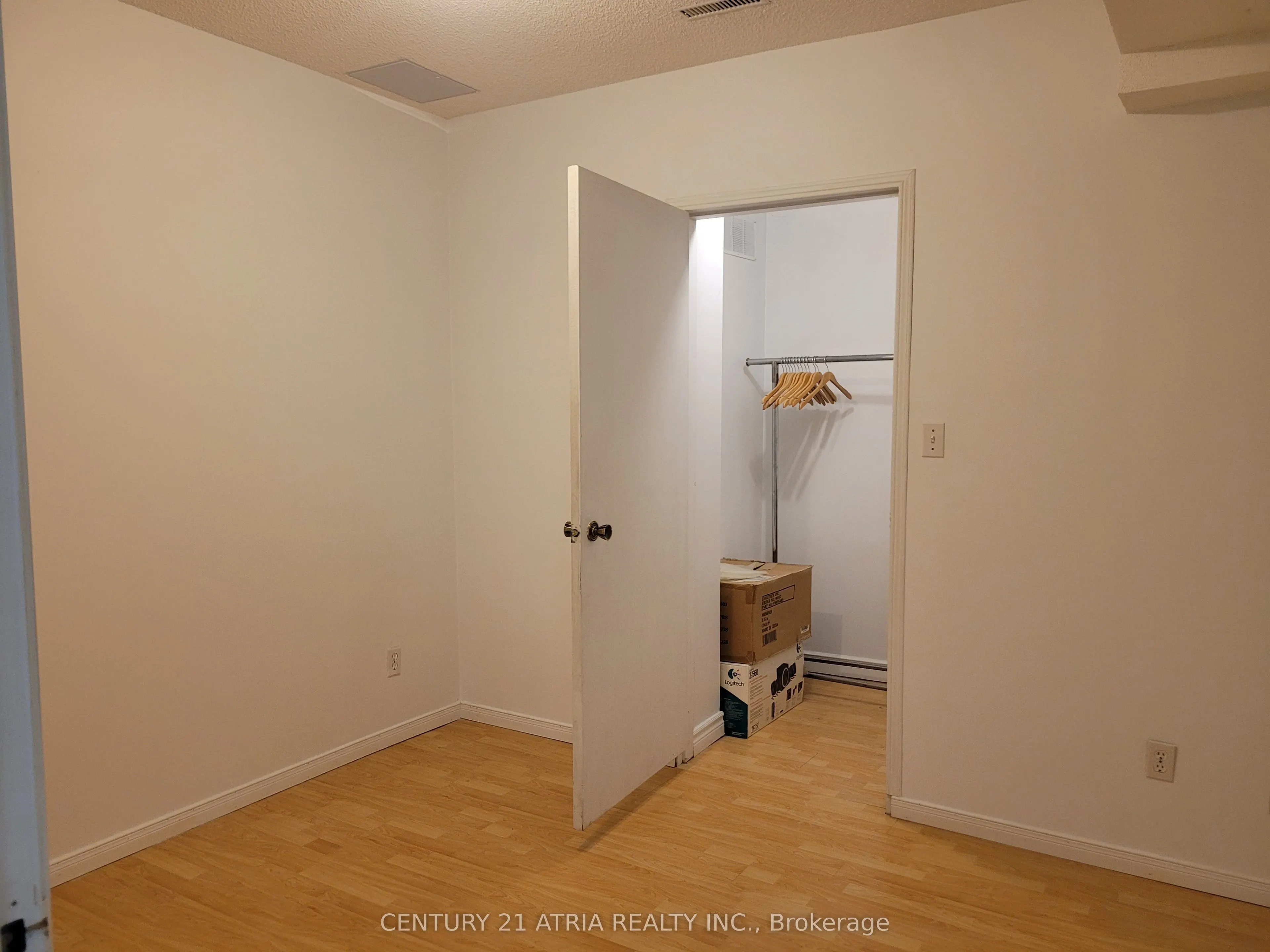 26 Sunbird Crescent, #Bsmt