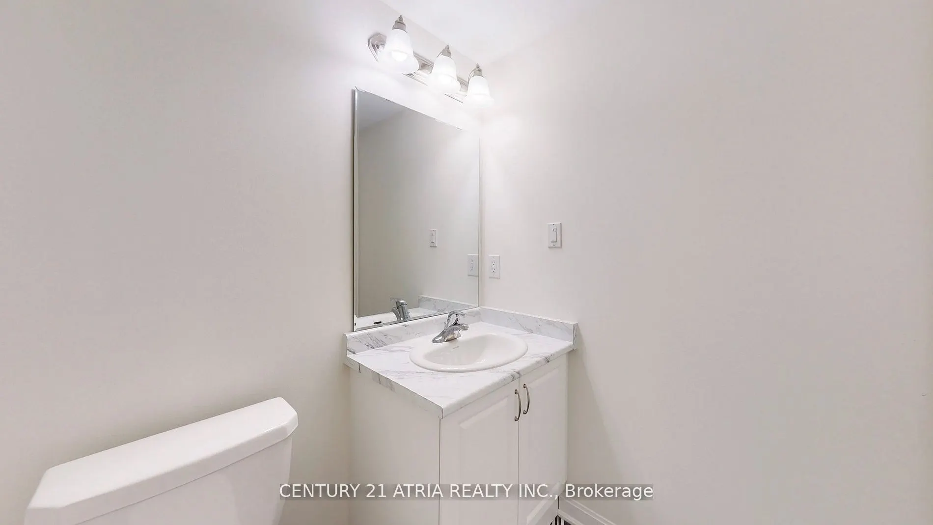 2791 Eglinton Avenue E, #505