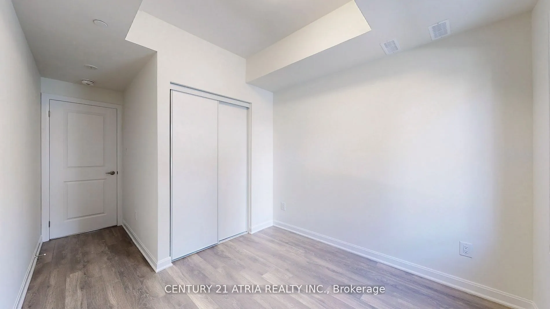 2791 Eglinton Avenue E, #505