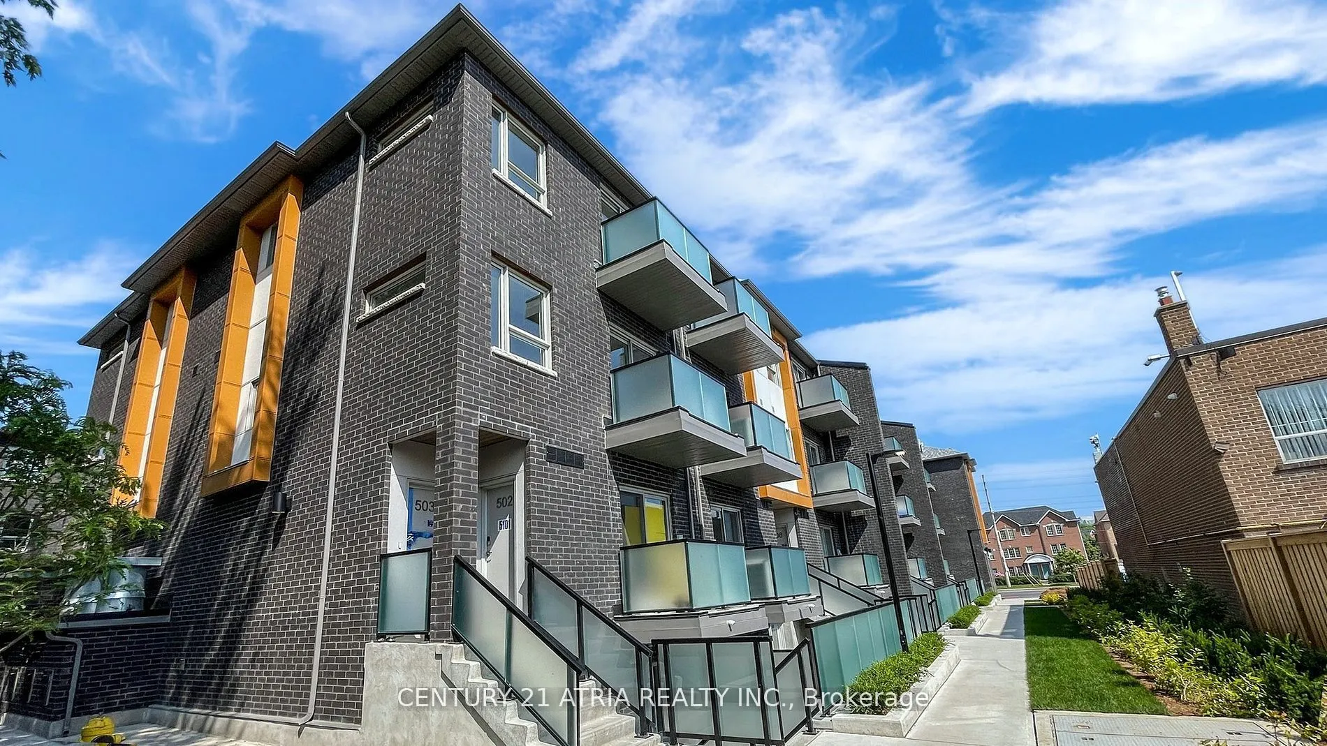 2791 Eglinton Avenue E, #505