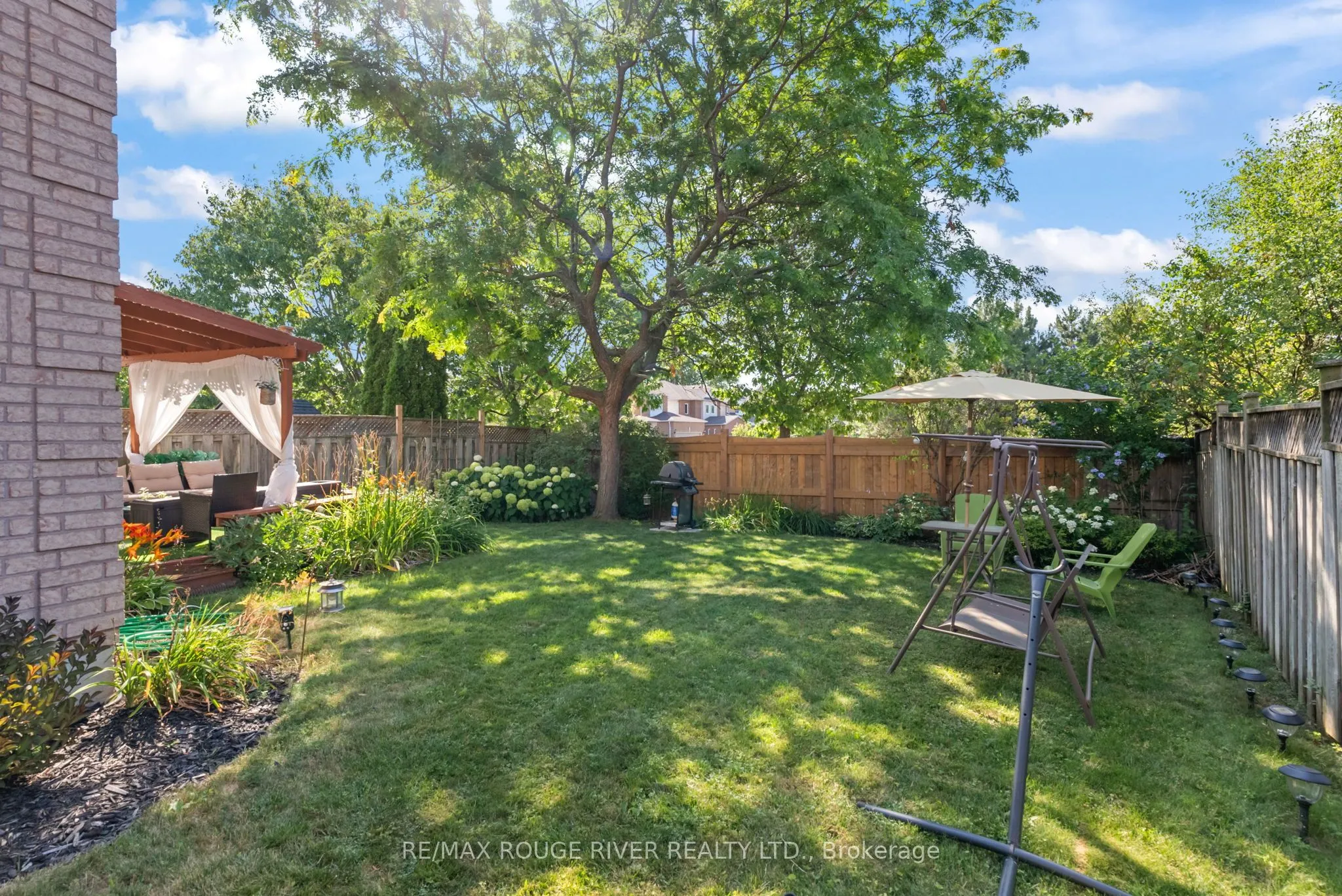 27 Creekwood Crescent