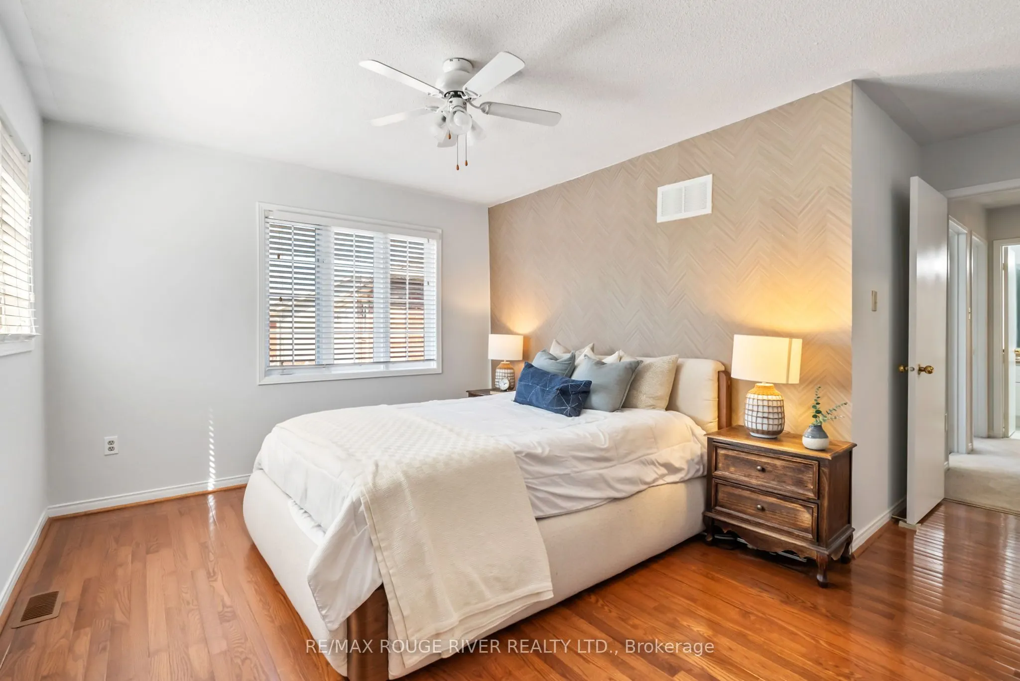 27 Creekwood Crescent