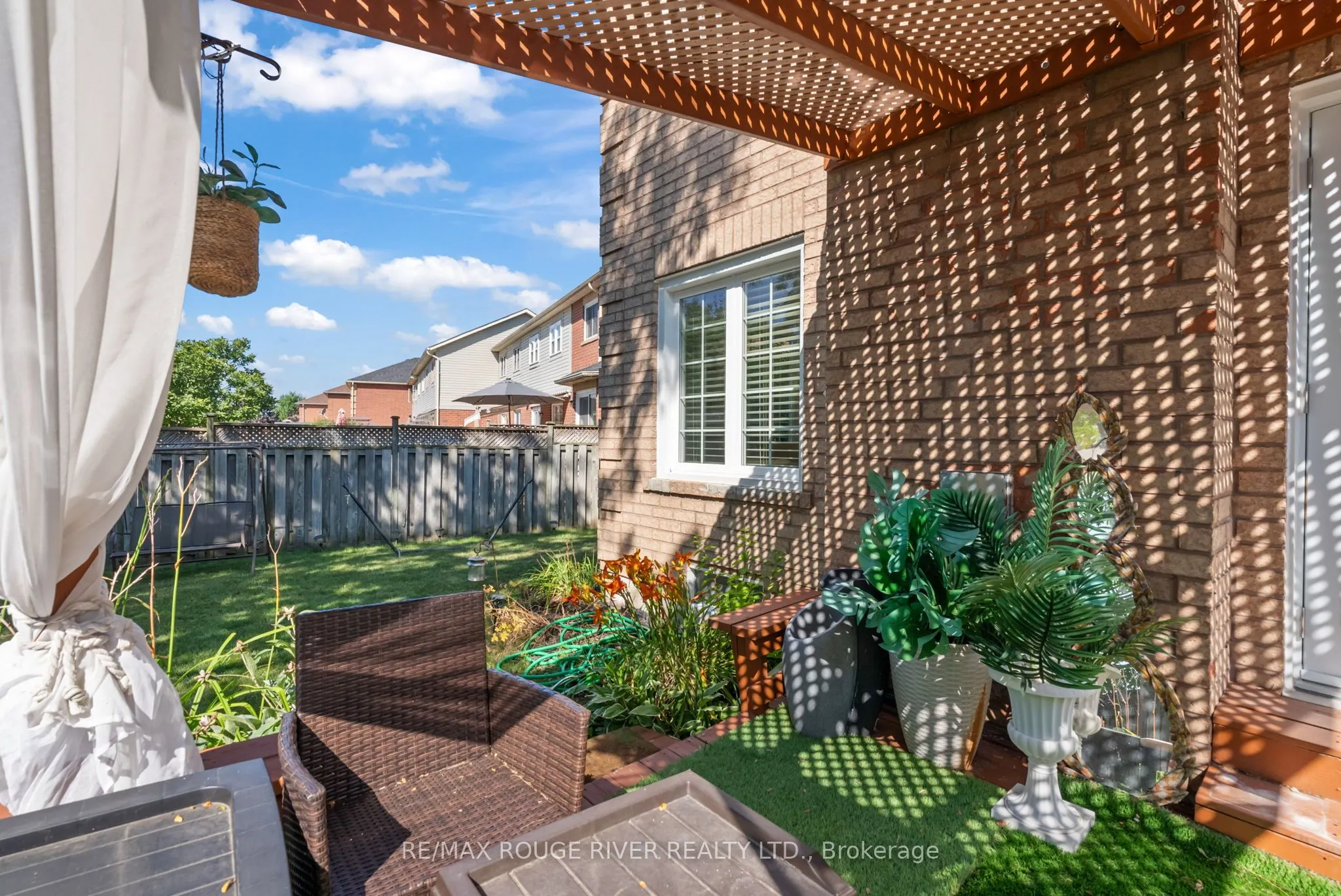 27 Creekwood Crescent