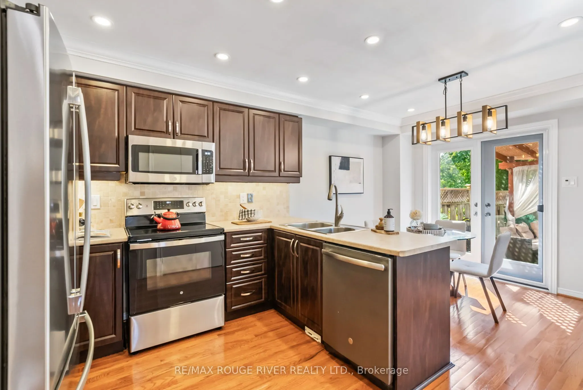 27 Creekwood Crescent