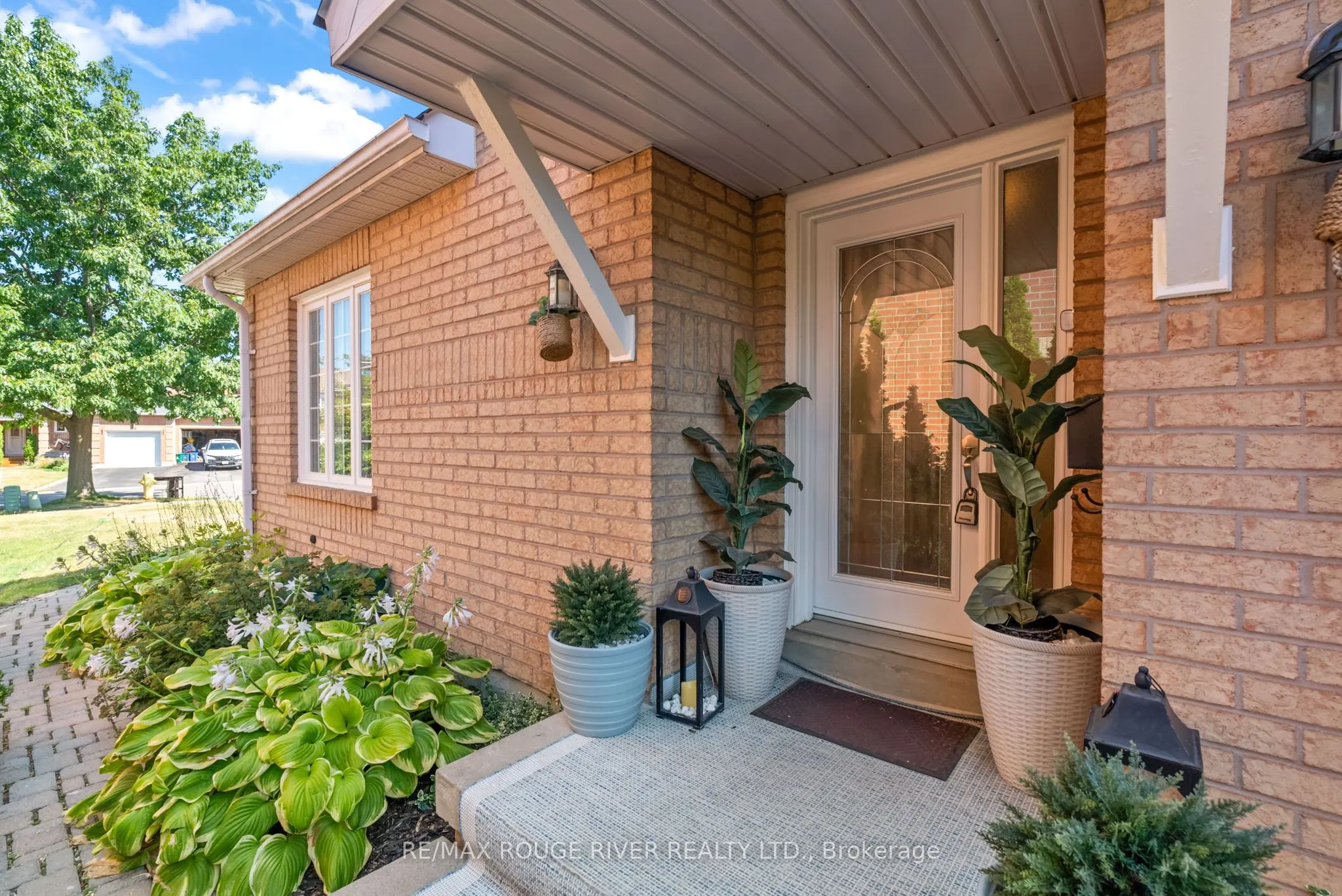 27 Creekwood Crescent