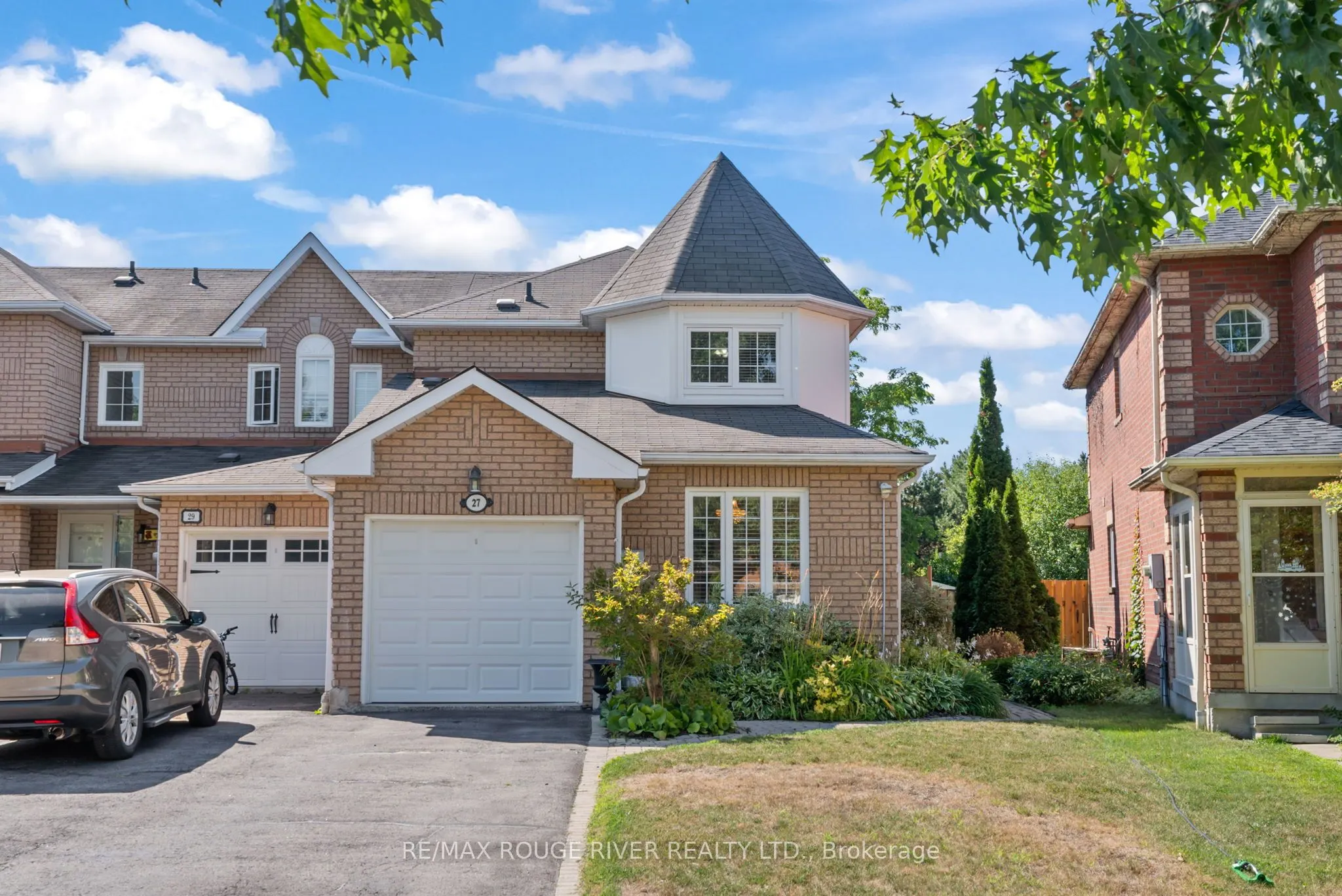 27 Creekwood Crescent