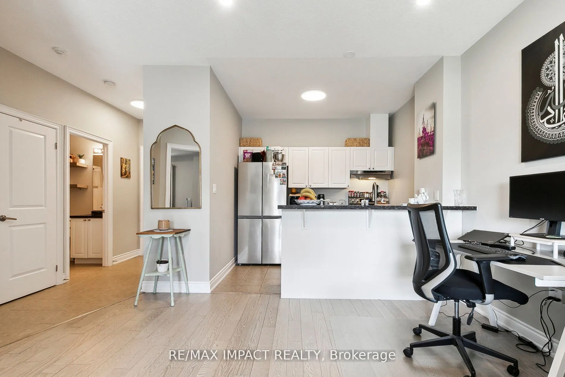 1 Sidney Lane, #L-05