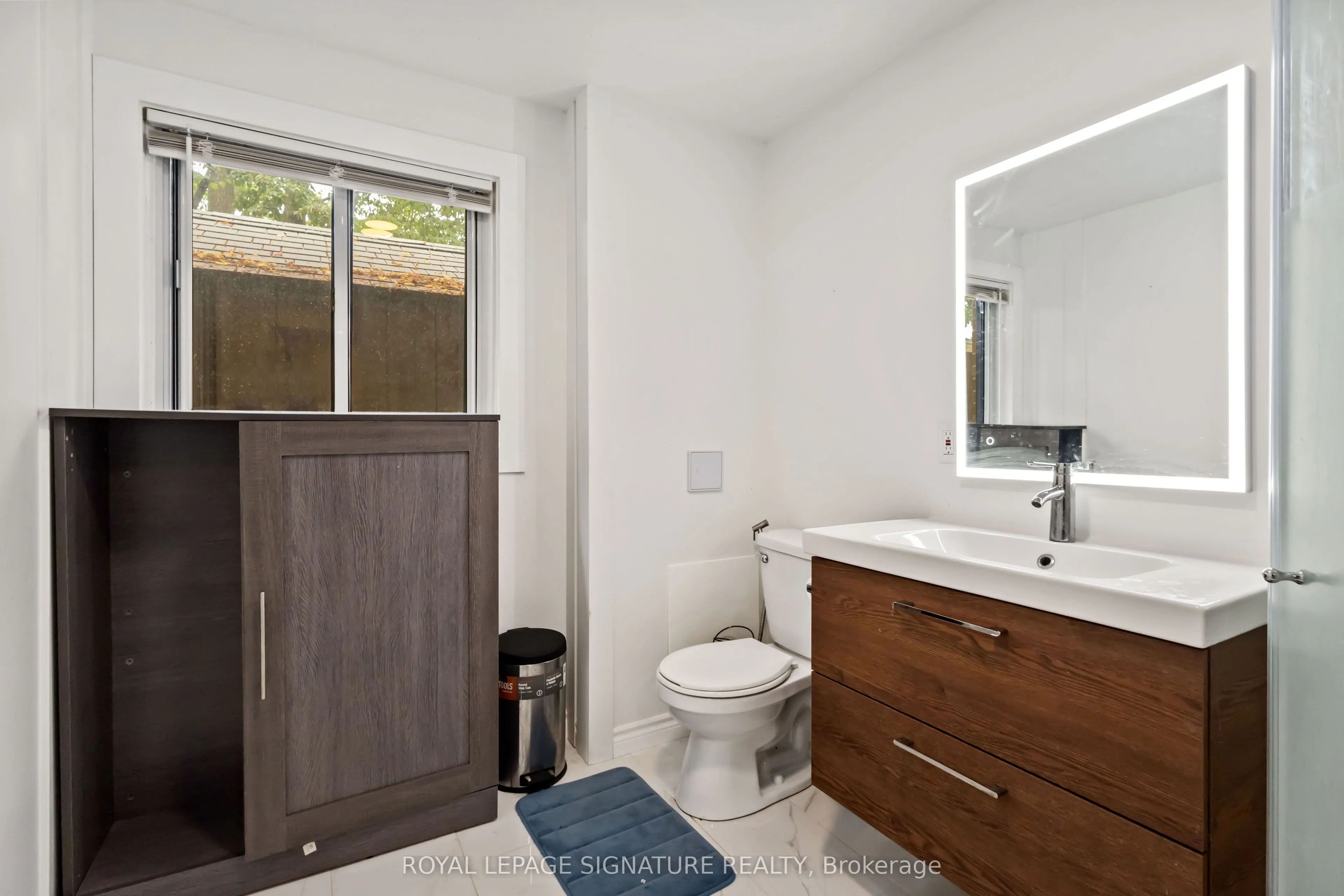 1100 Oxford Street, #47