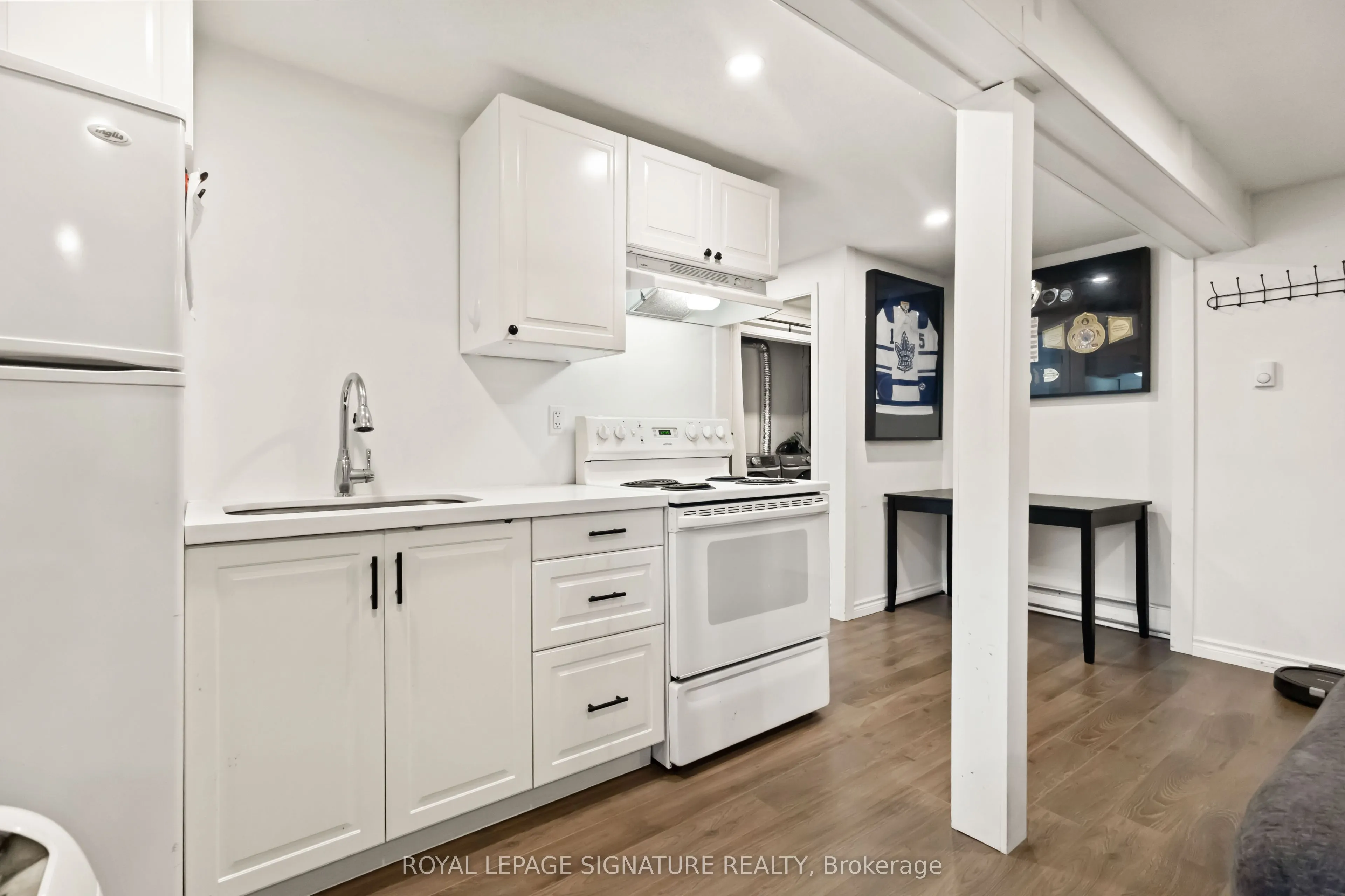 1100 Oxford Street, #47