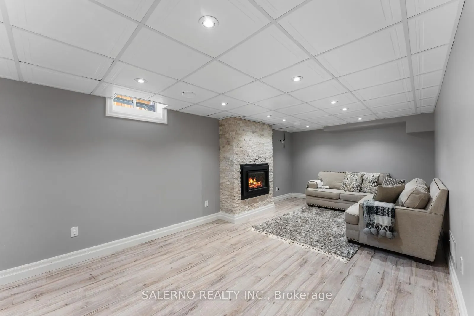 32 Glen Hill Drive