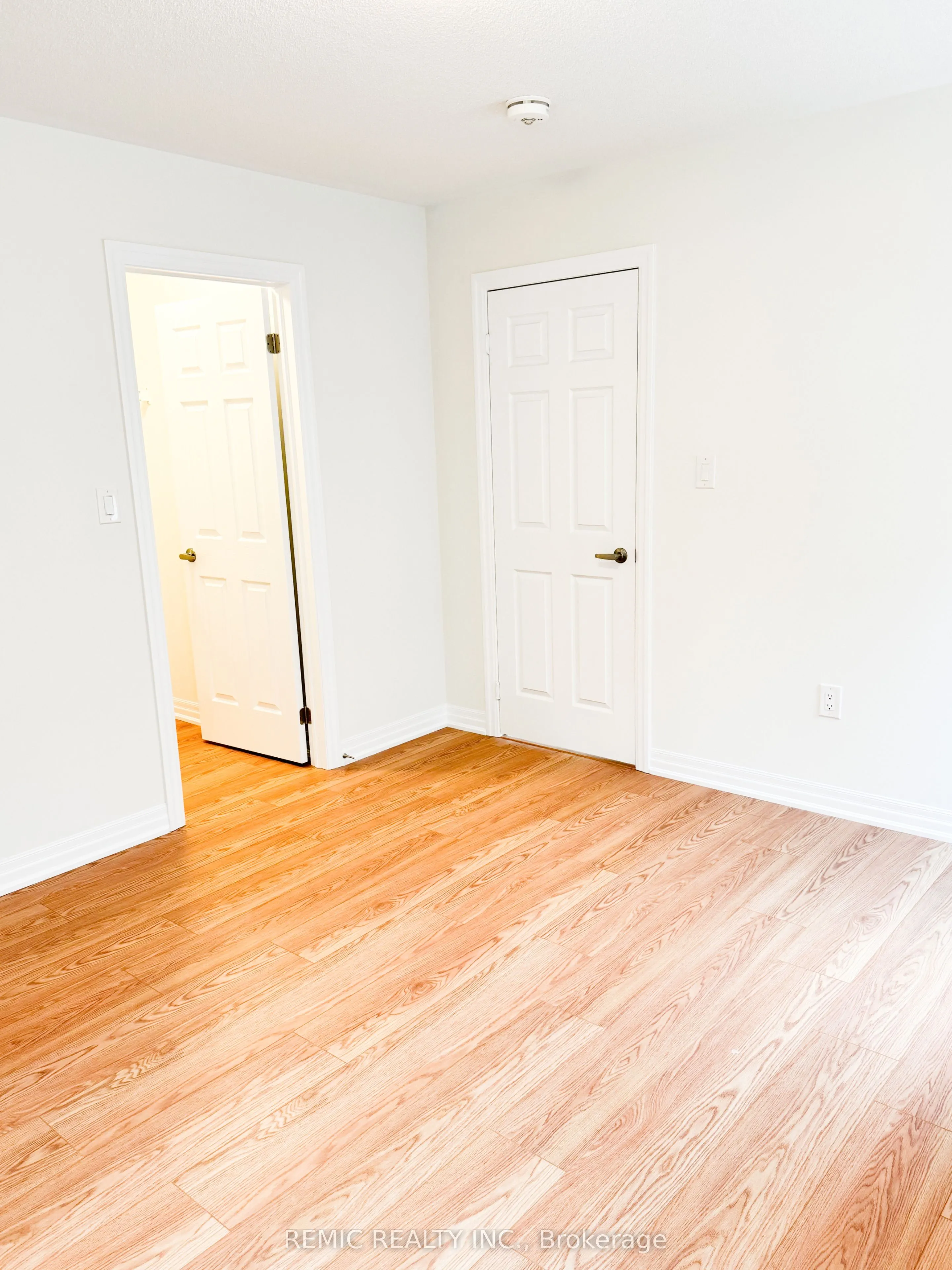 242 Flood Avenue