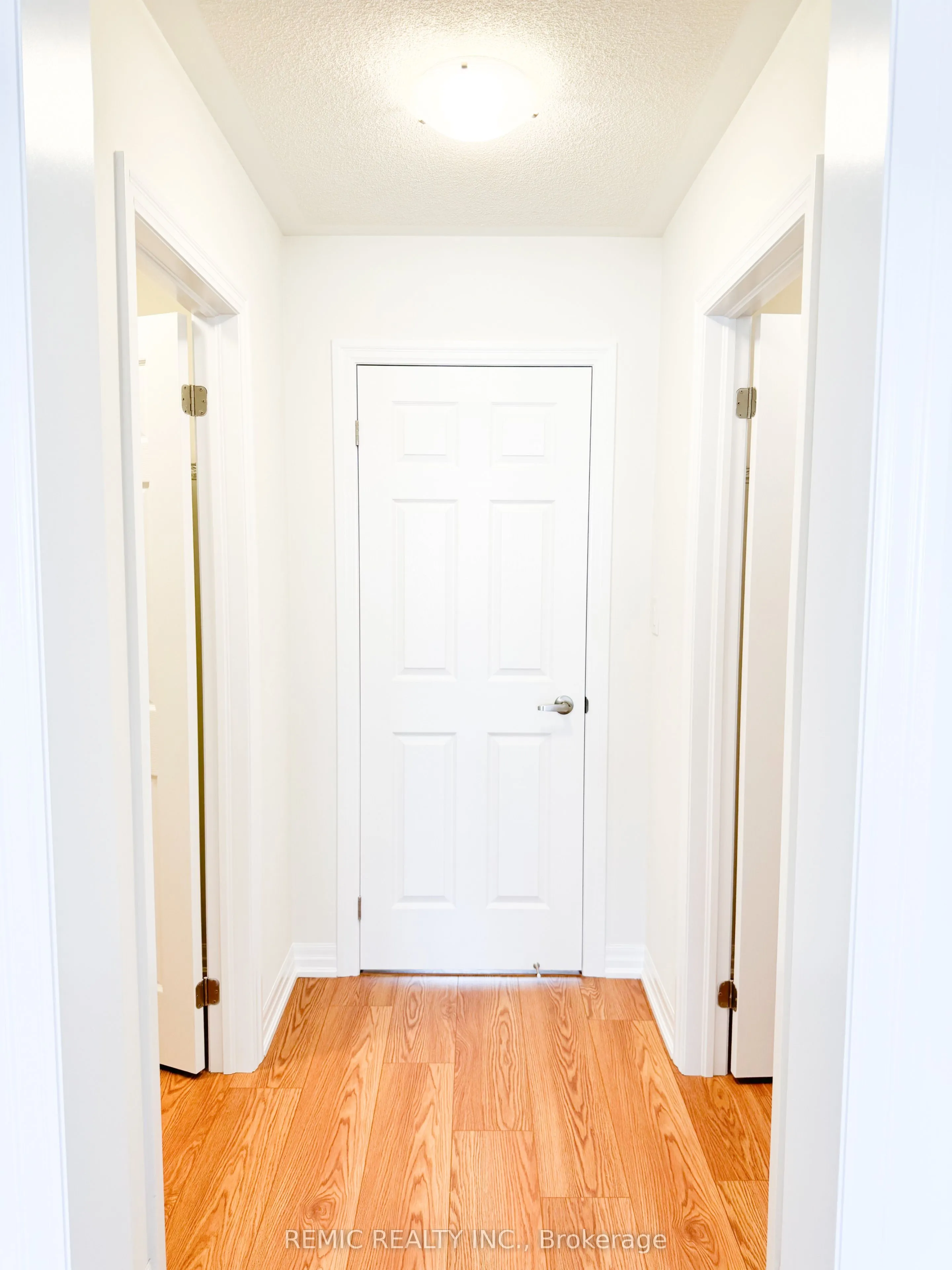 242 Flood Avenue
