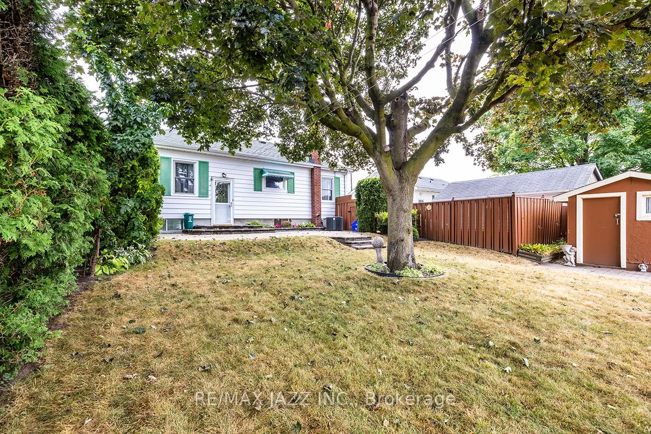114 Fernhill Boulevard