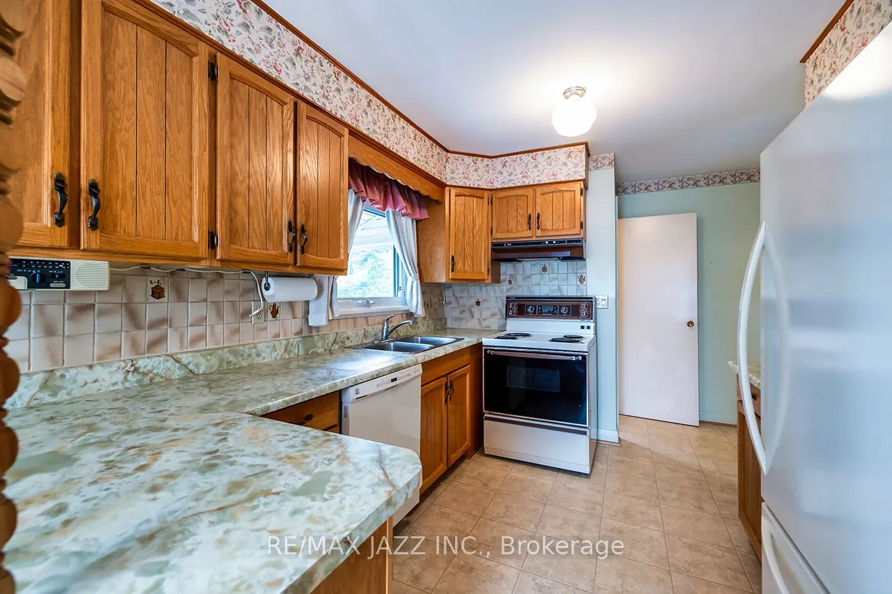 114 Fernhill Boulevard