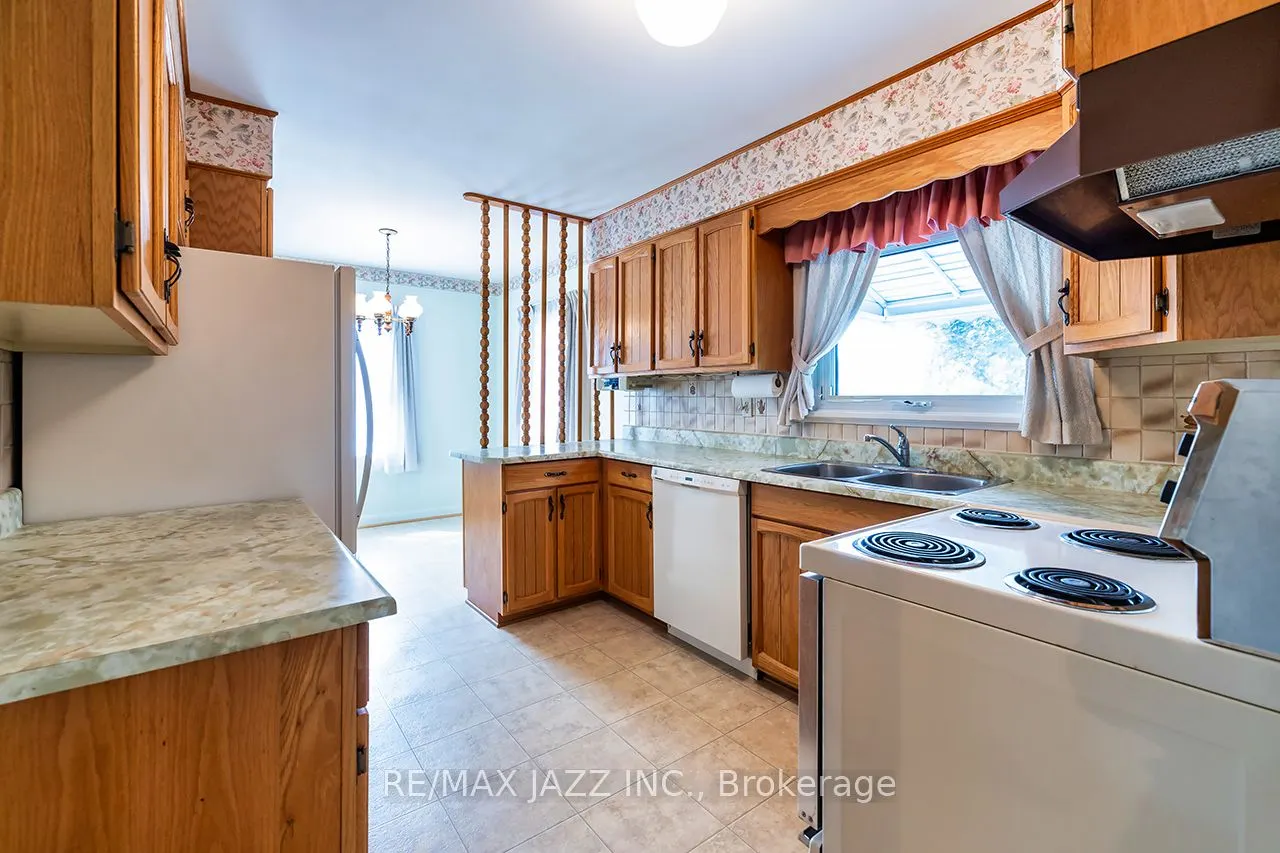 114 Fernhill Boulevard