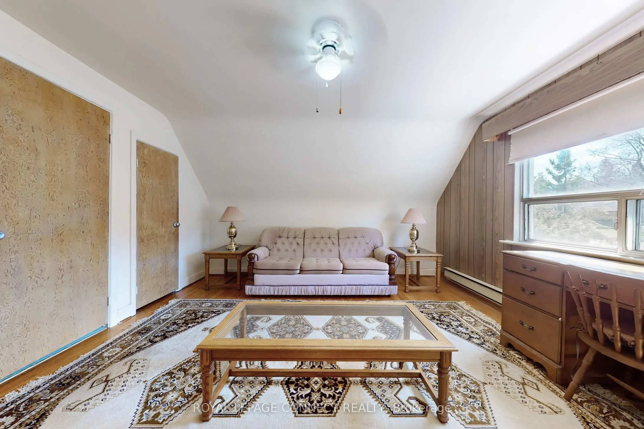20 Brinloor Boulevard