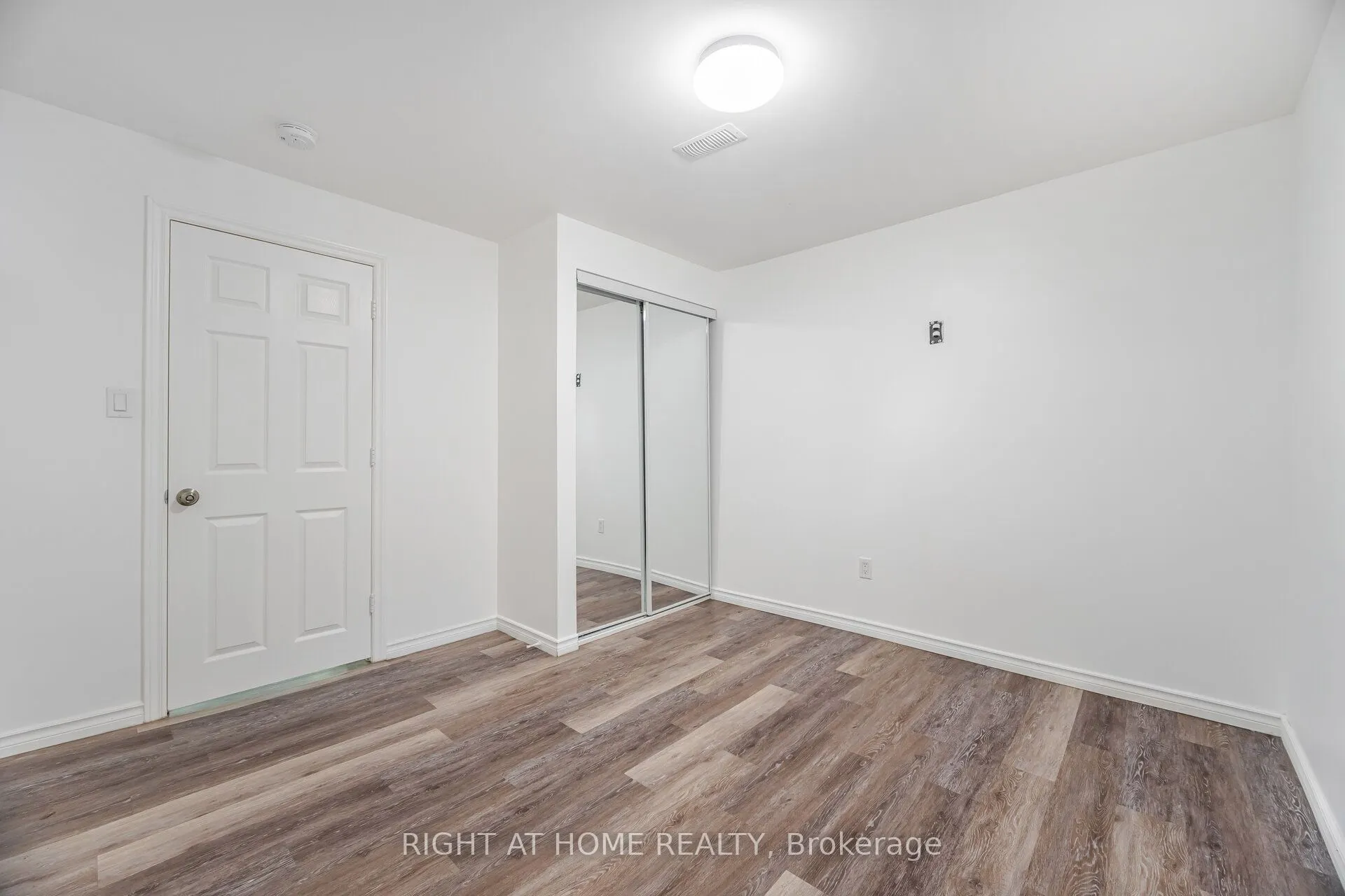 348 Bellamy Road N