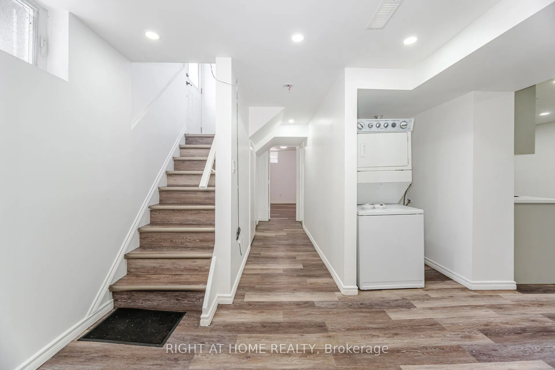 348 Bellamy Road N