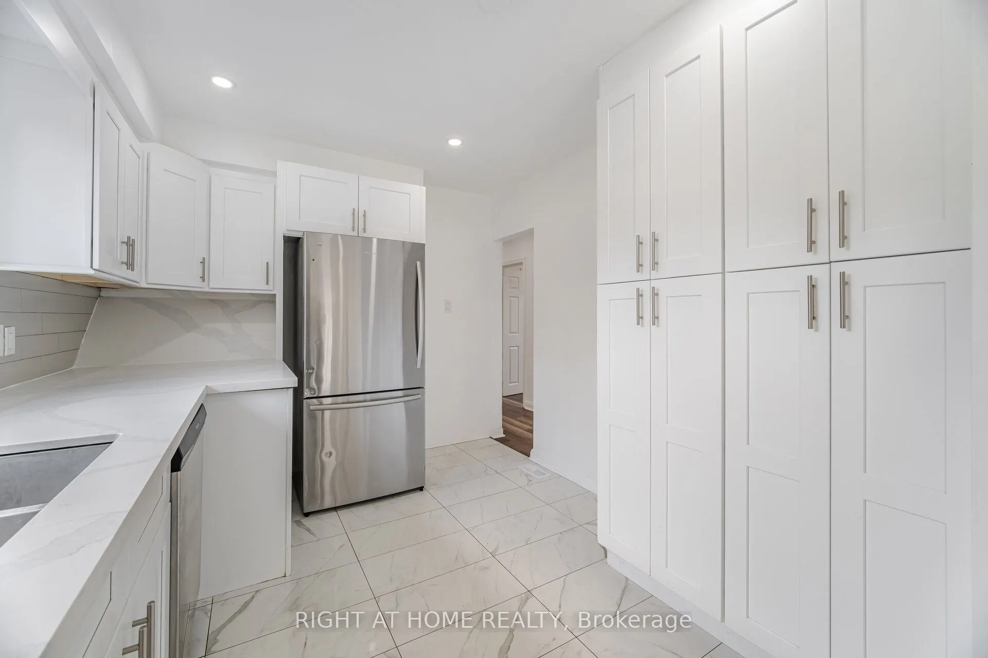348 Bellamy Road N