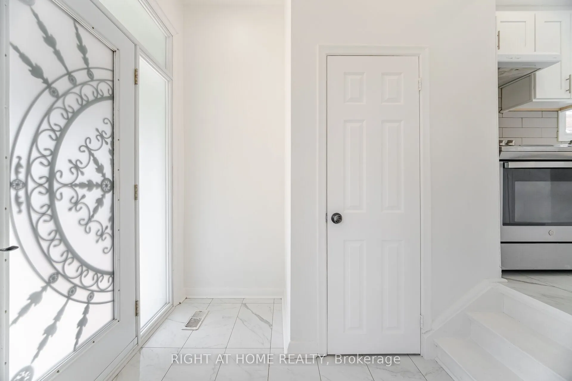 348 Bellamy Road N