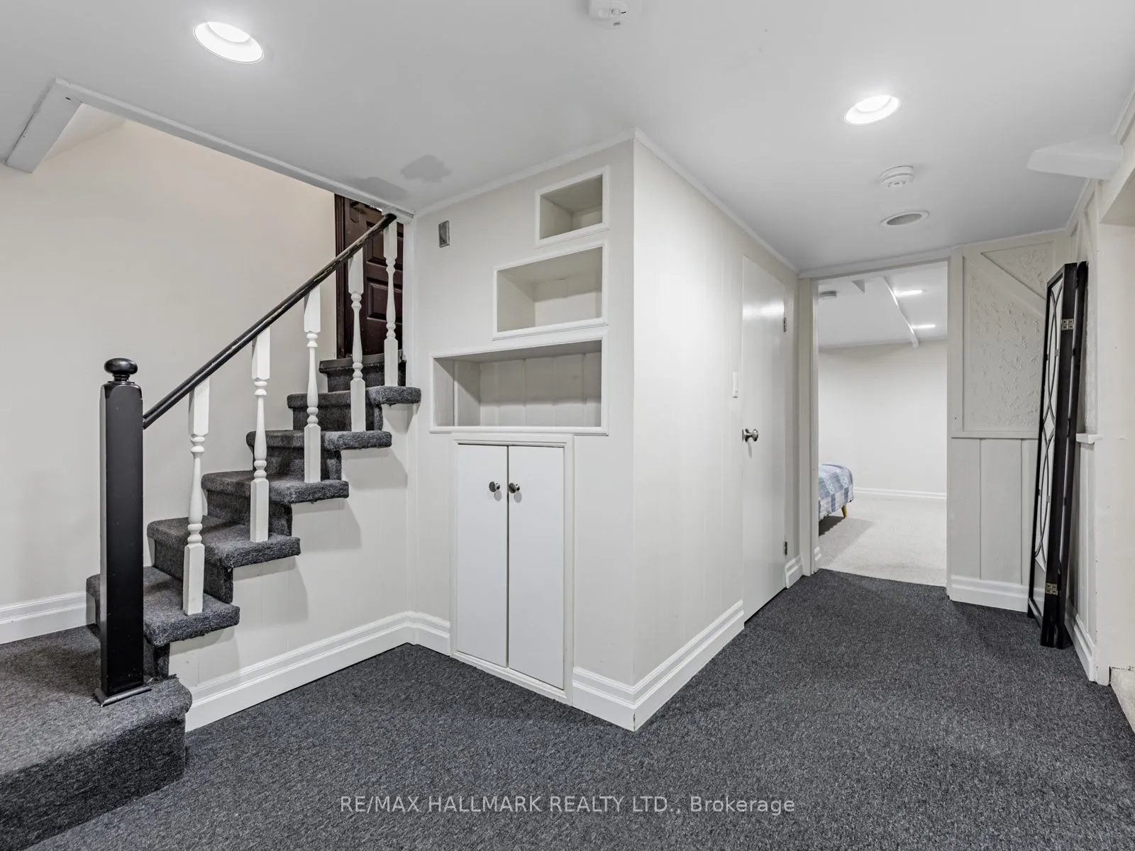 26 Princeway Drive