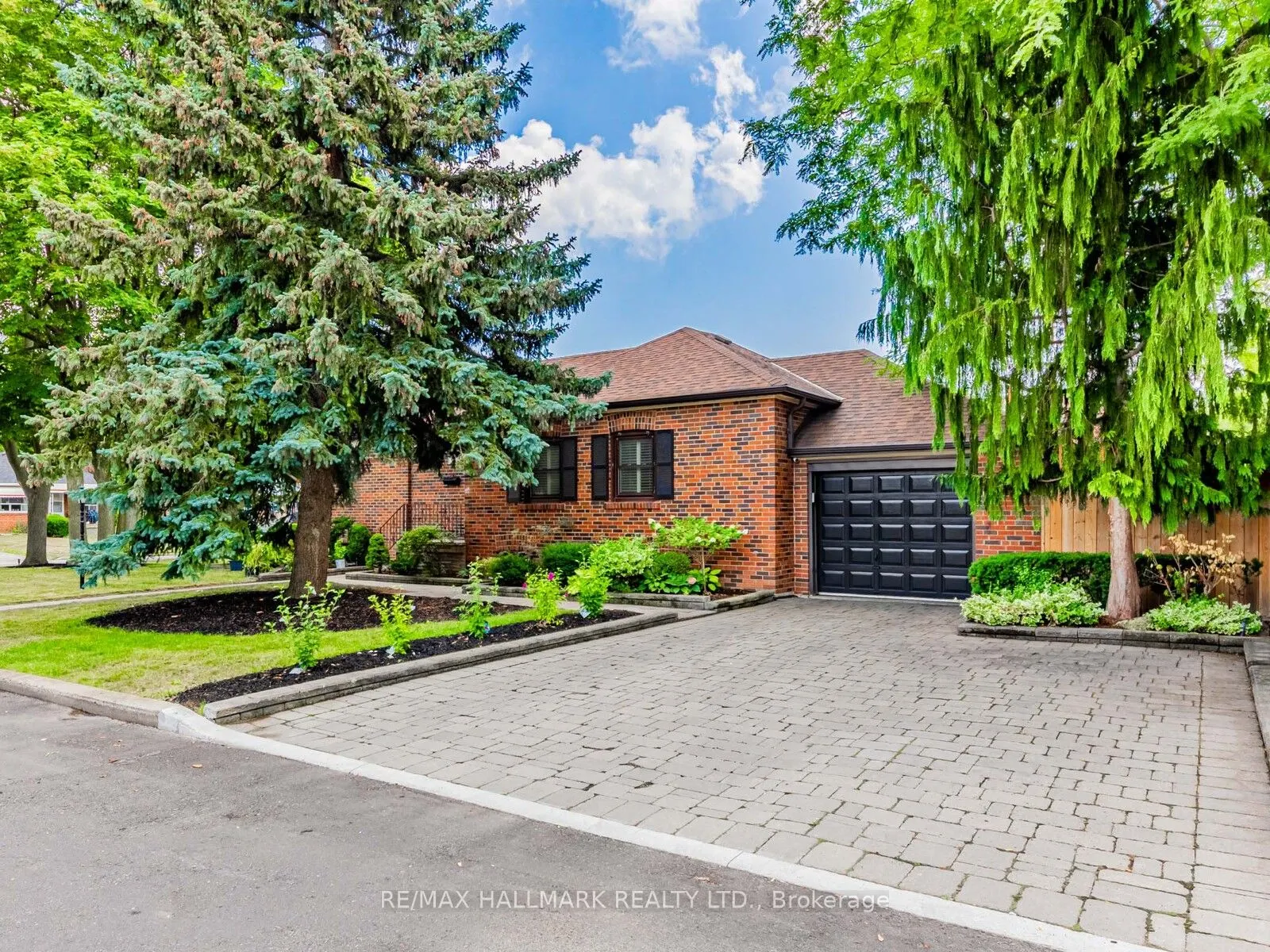26 Princeway Drive