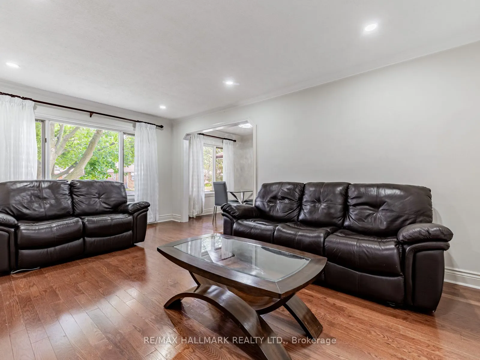 26 Princeway Drive