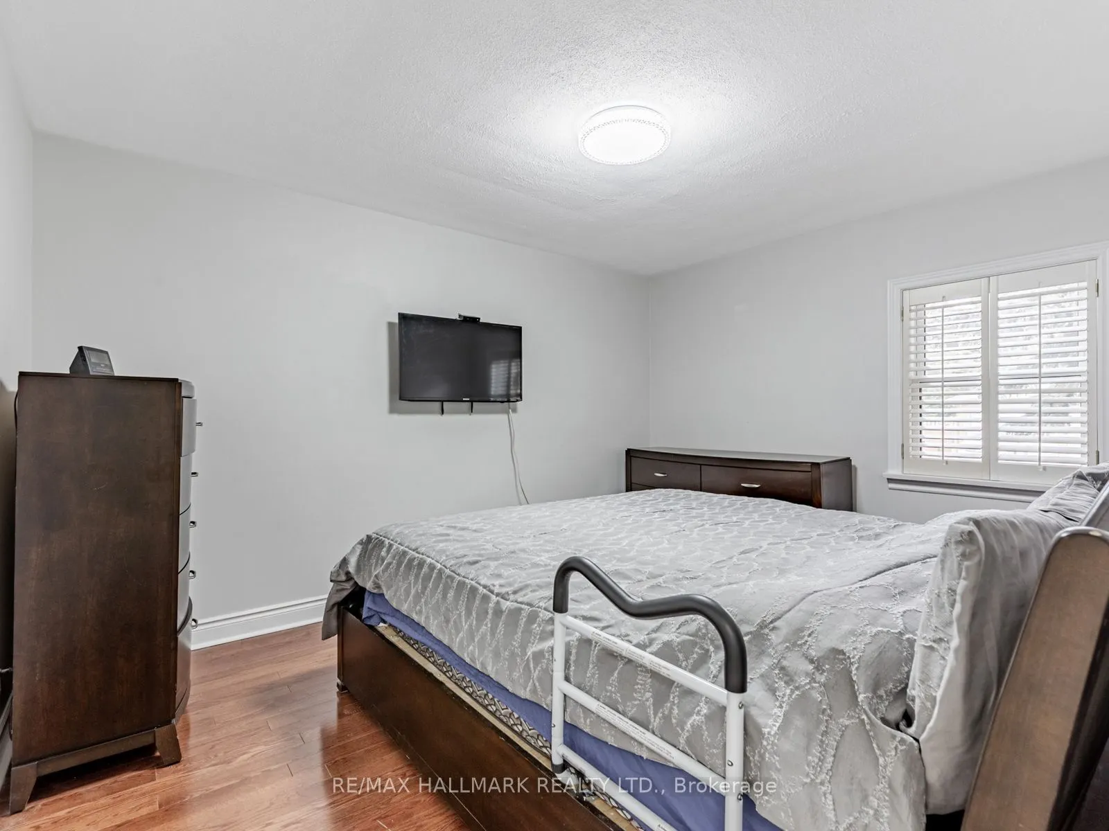 26 Princeway Drive