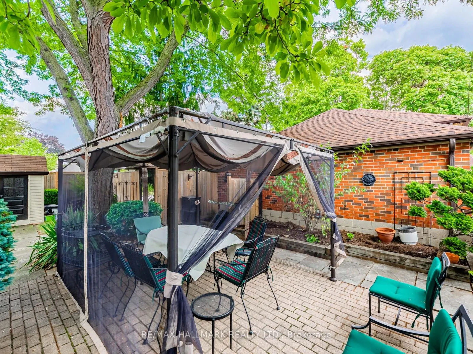 26 Princeway Drive