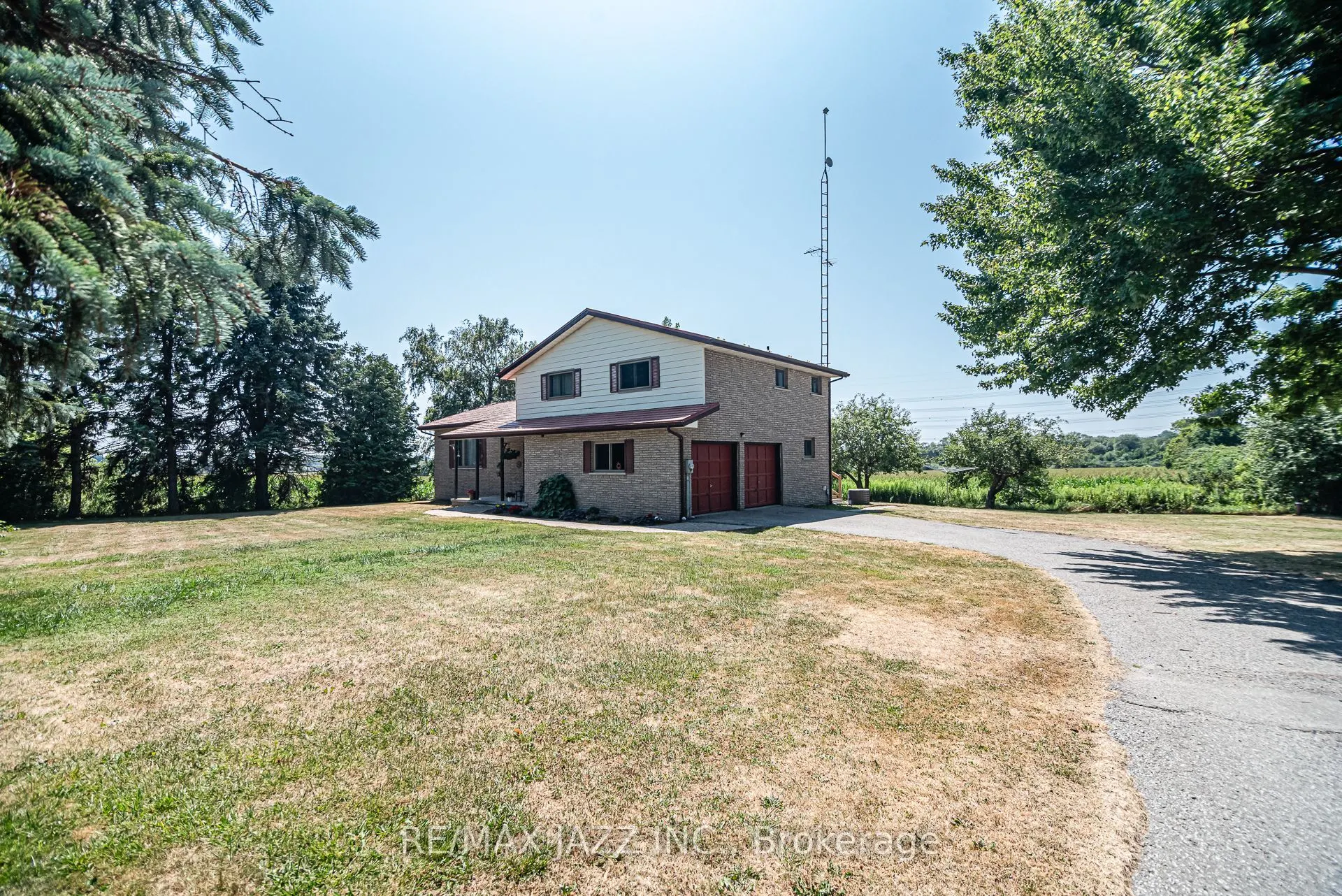 1404 Holt Road