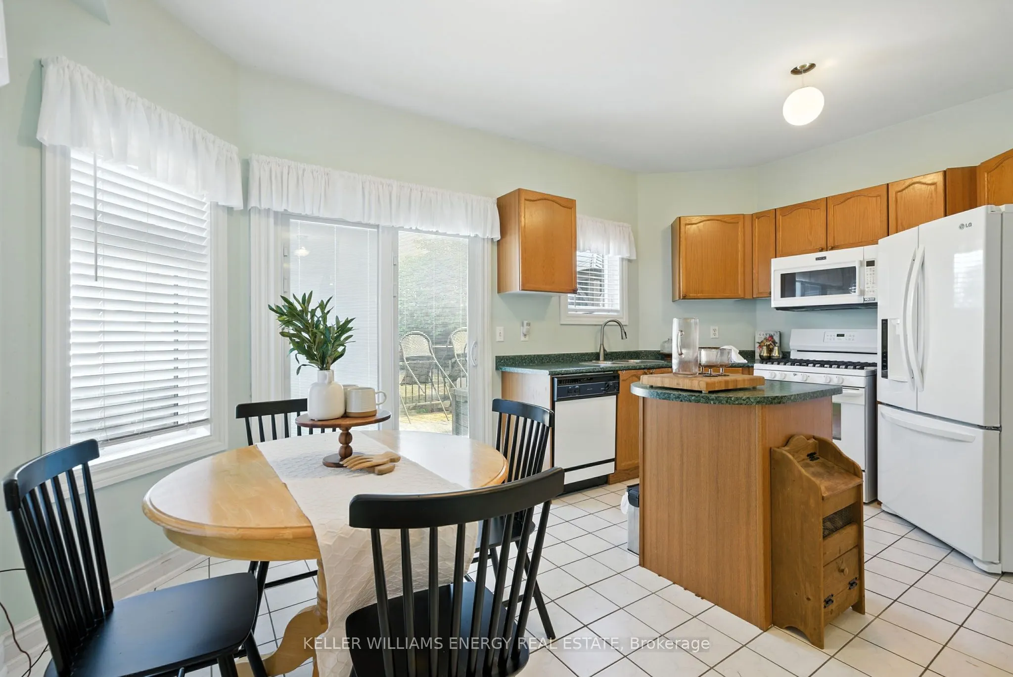 14 Bach Avenue