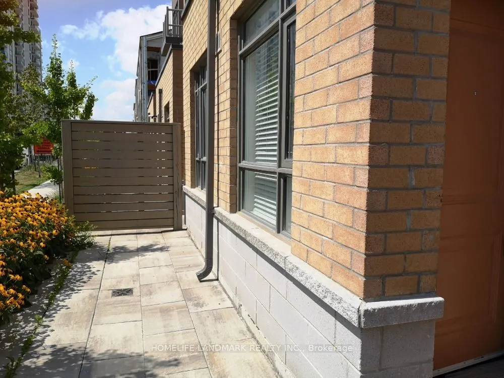 80 Orchid Place Drive, #201