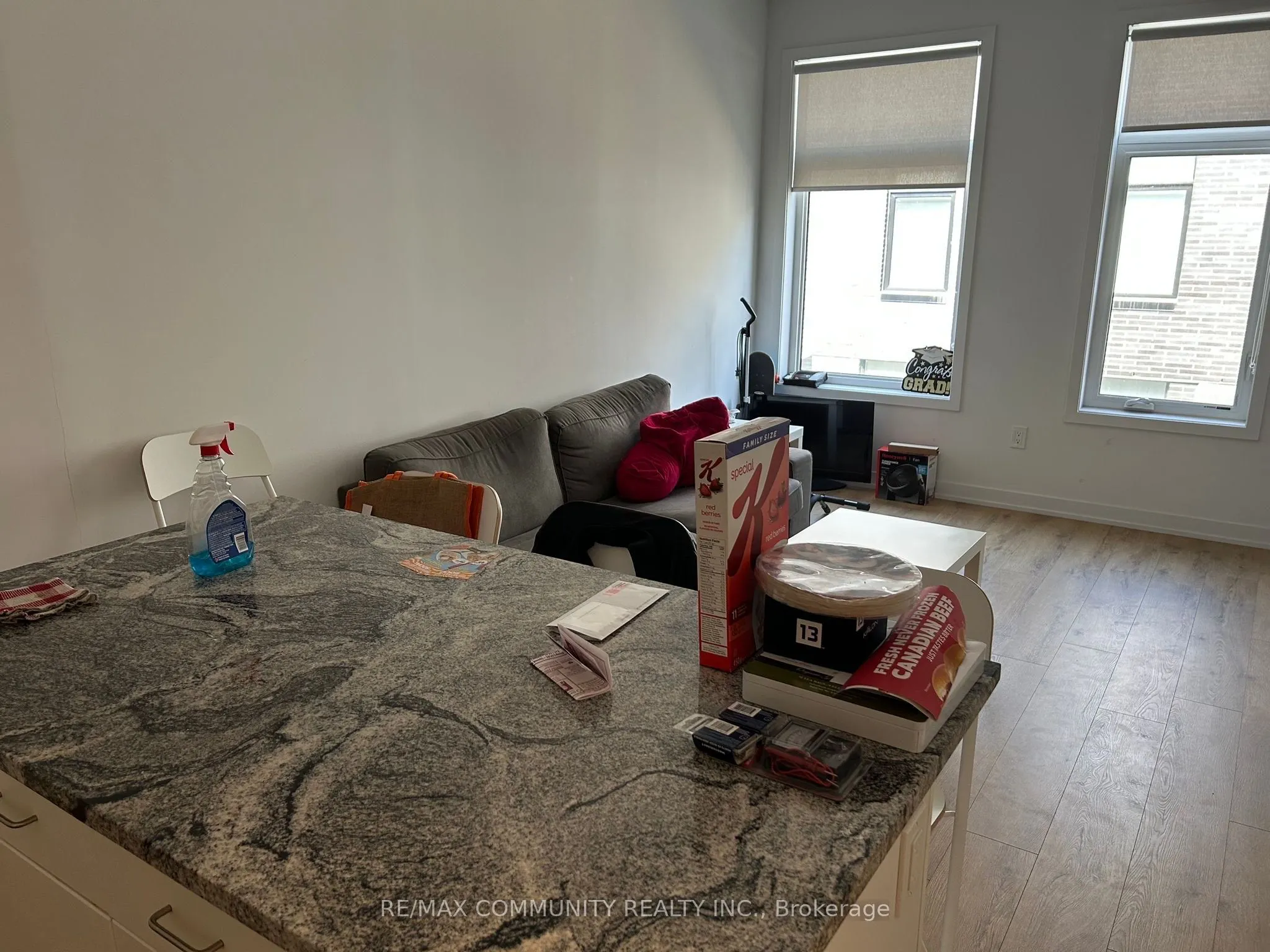 1760 Simcoe Street N, #72