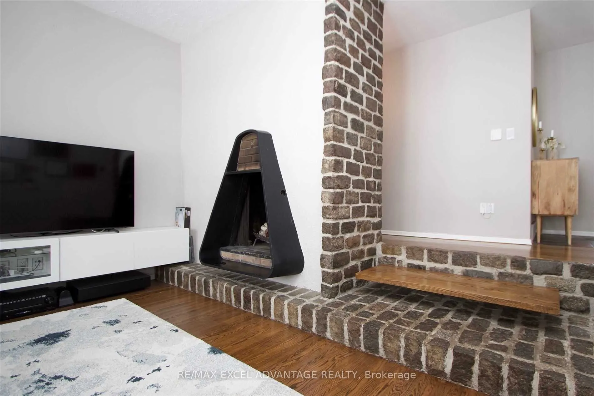406 Jane Avenue, #Main