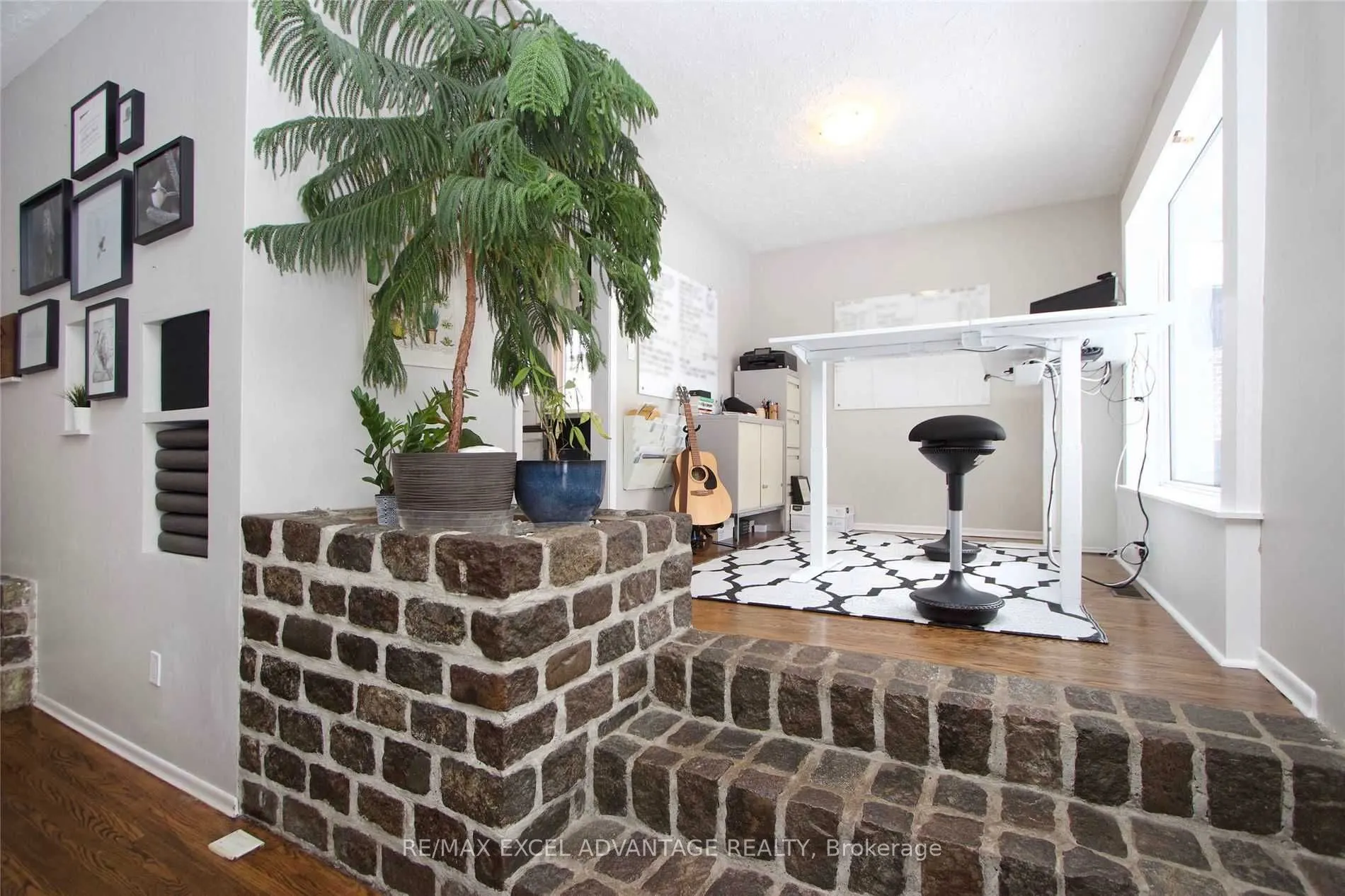 406 Jane Avenue, #Main