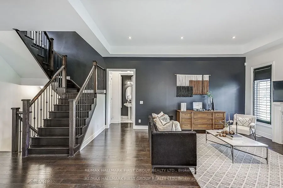 16 Beaverdams Drive