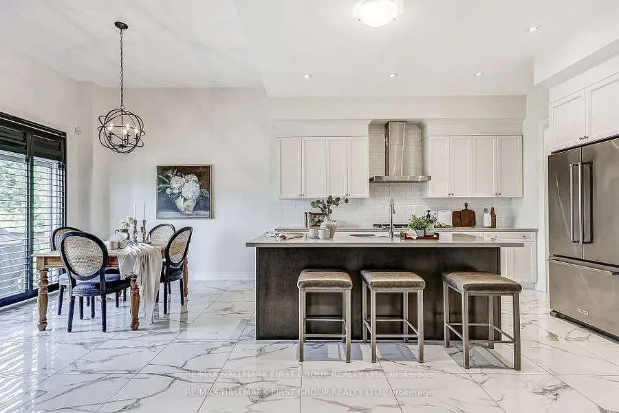 16 Beaverdams Drive