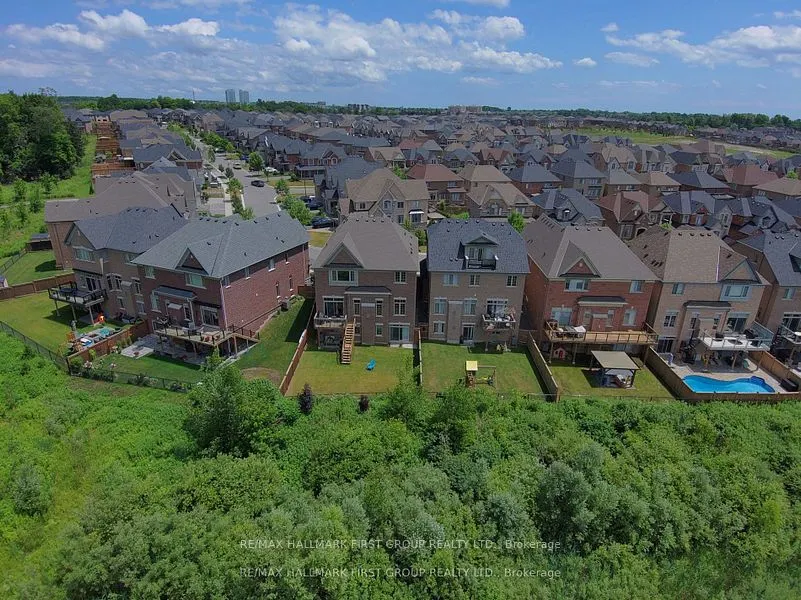 16 Beaverdams Drive